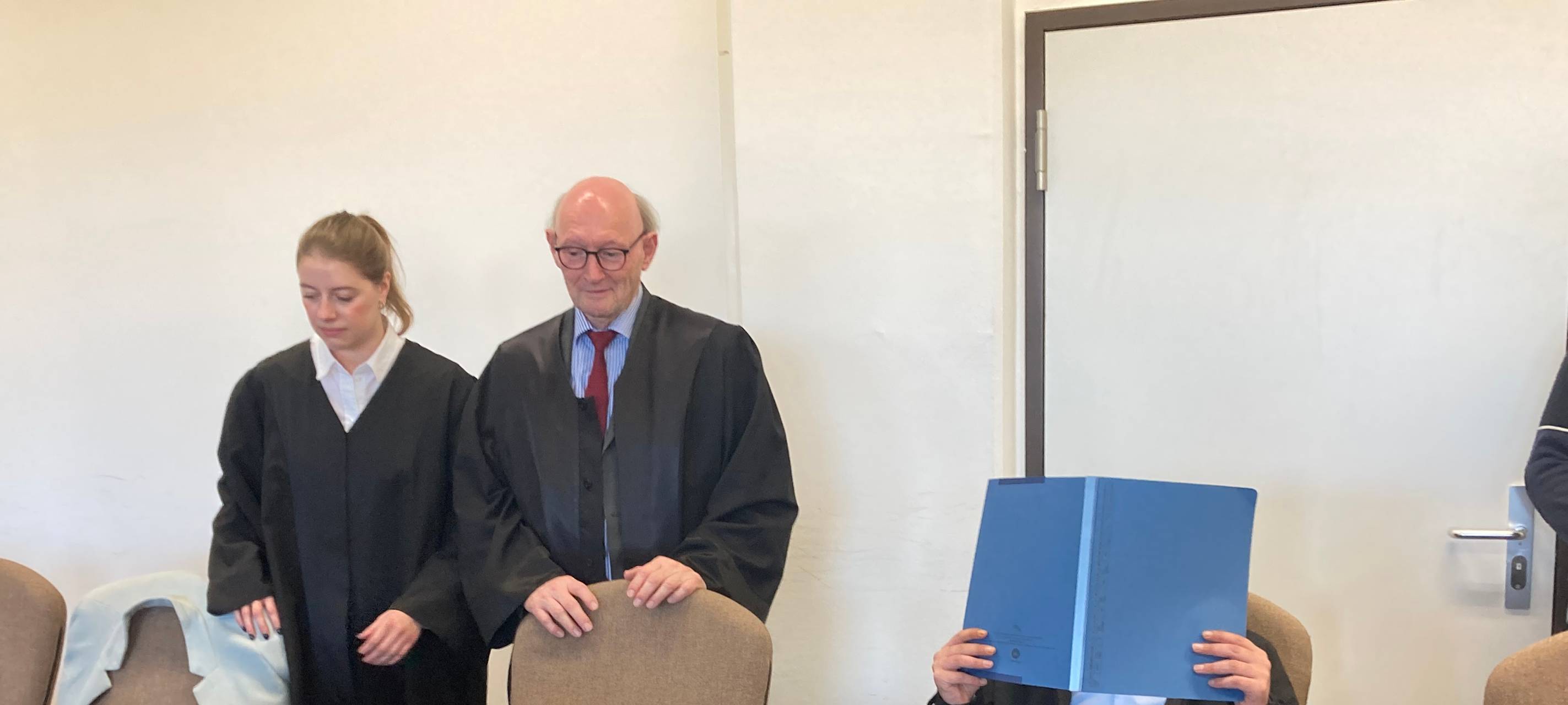 Prozess wegen gemeinschaftlichen Mordes gestartet