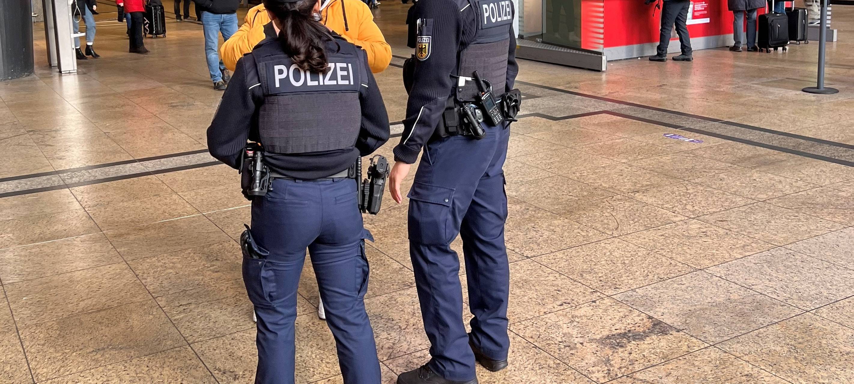 Parfüm-Diebstähle am Kölner Hauptbahnhof