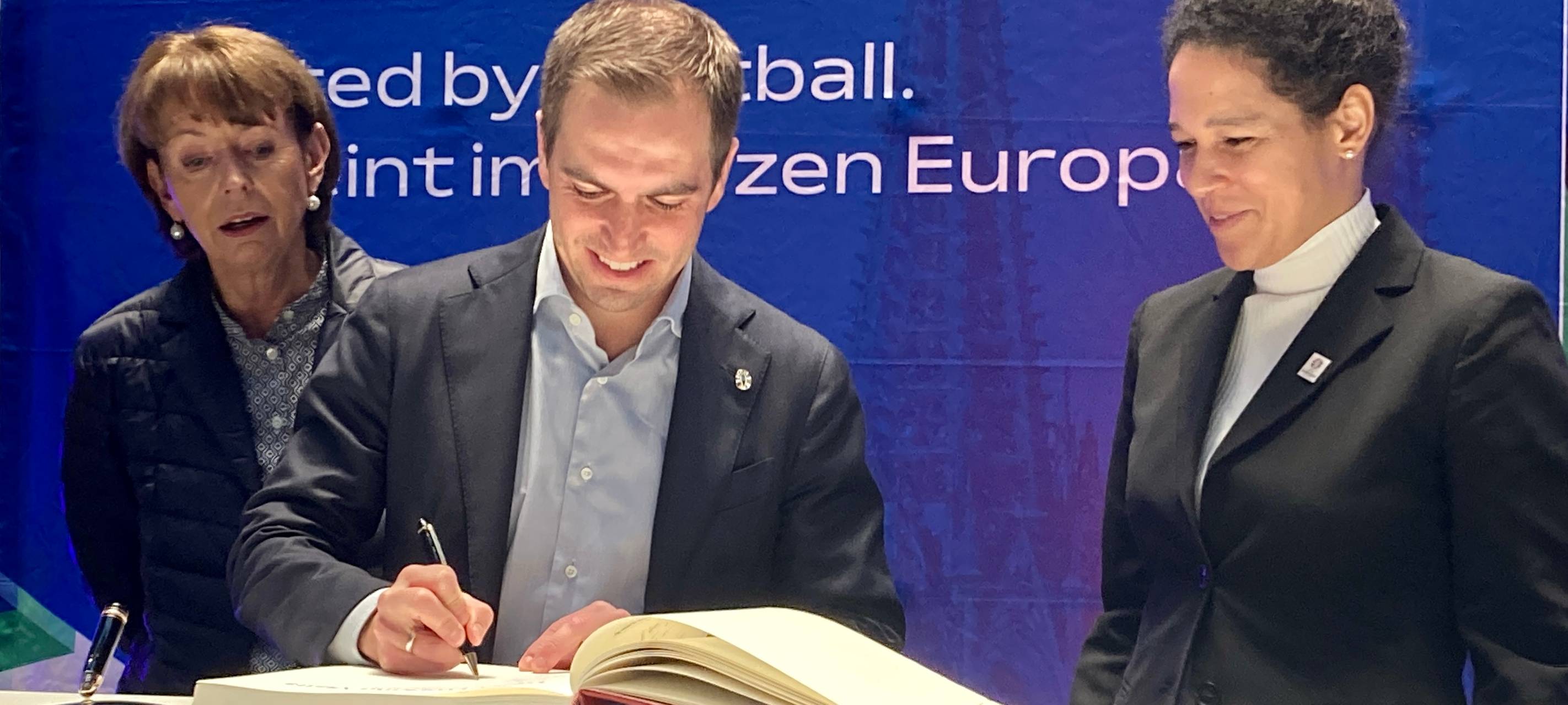 Vorbereitungen für die EM in Köln laufen