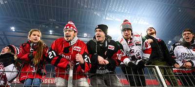 Haie gewinnen 4:2 gegen die Adler Mannheim
