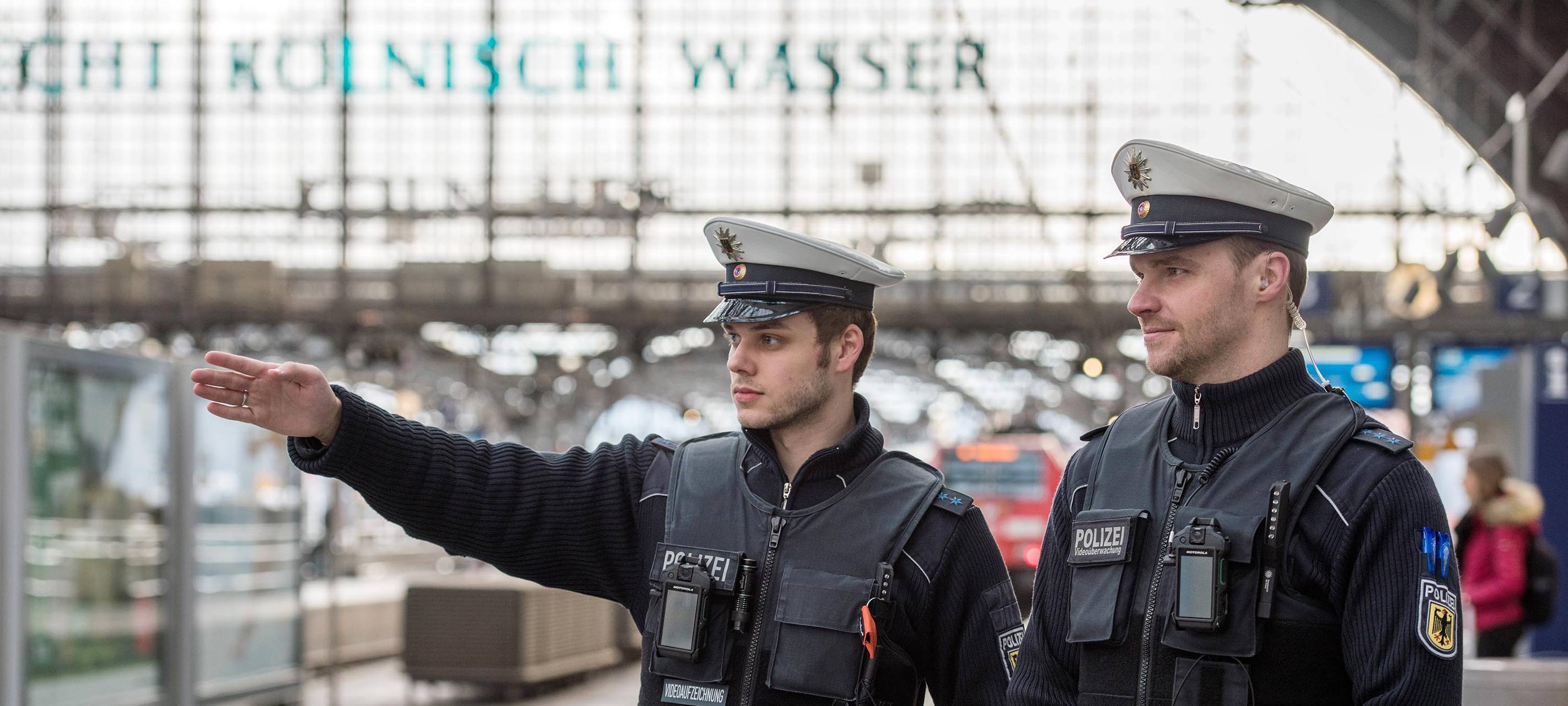 Frau will Parfum im Wert von über 1200 Euro stehlen