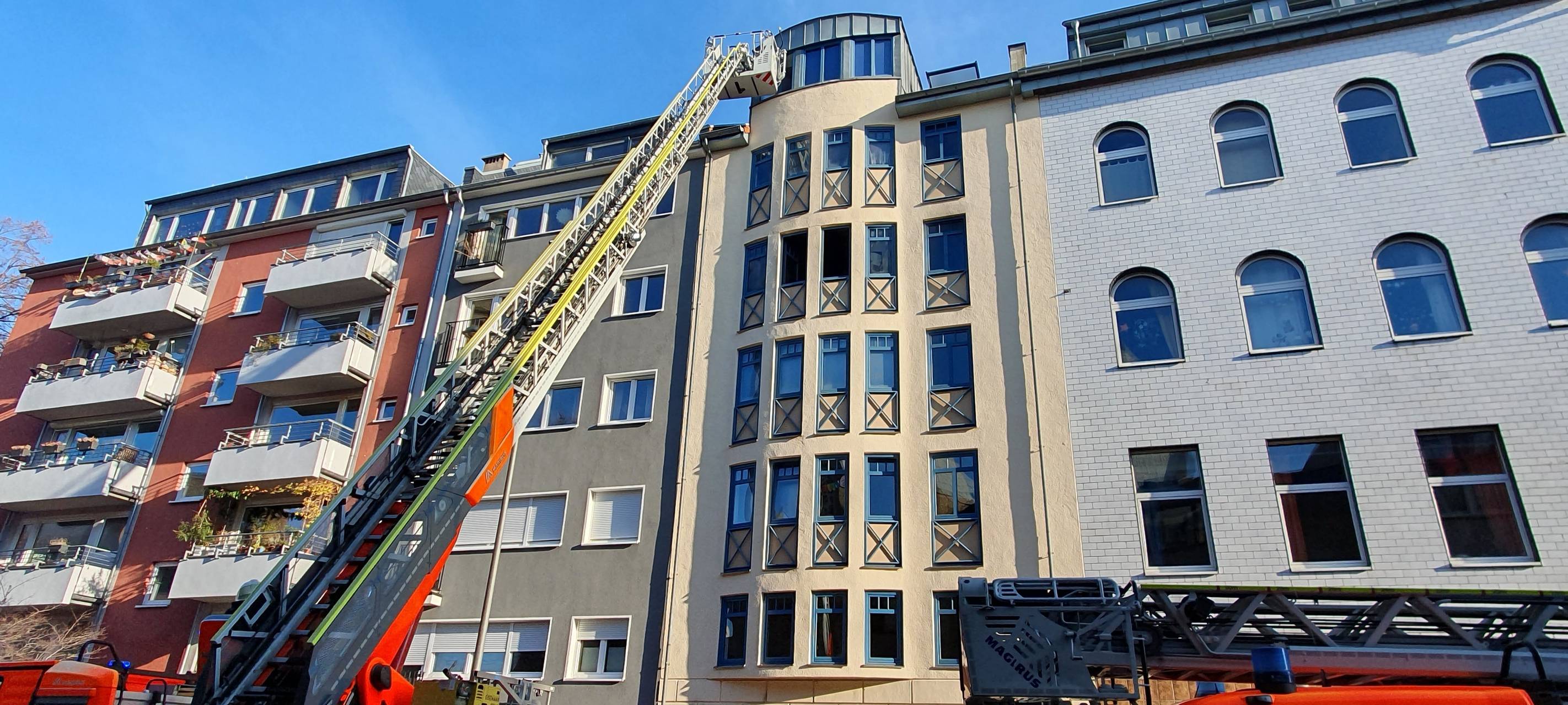 Wohnungsbrand auf der Krefelder Straße