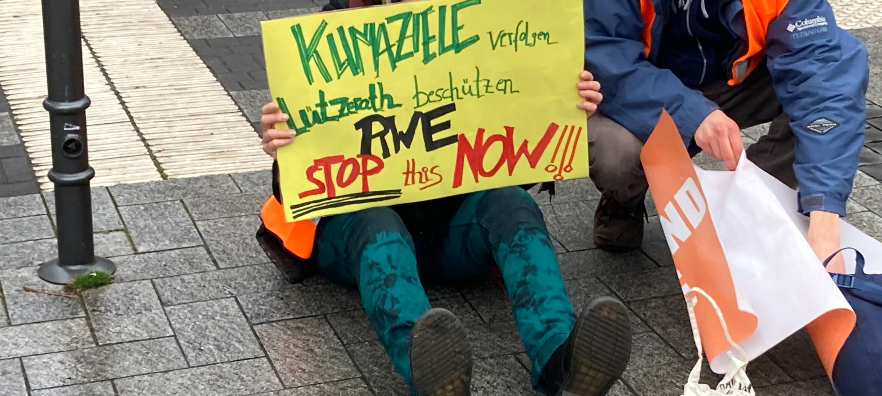 Sitzblockade der "Letzten Generation" in der Innenstadt