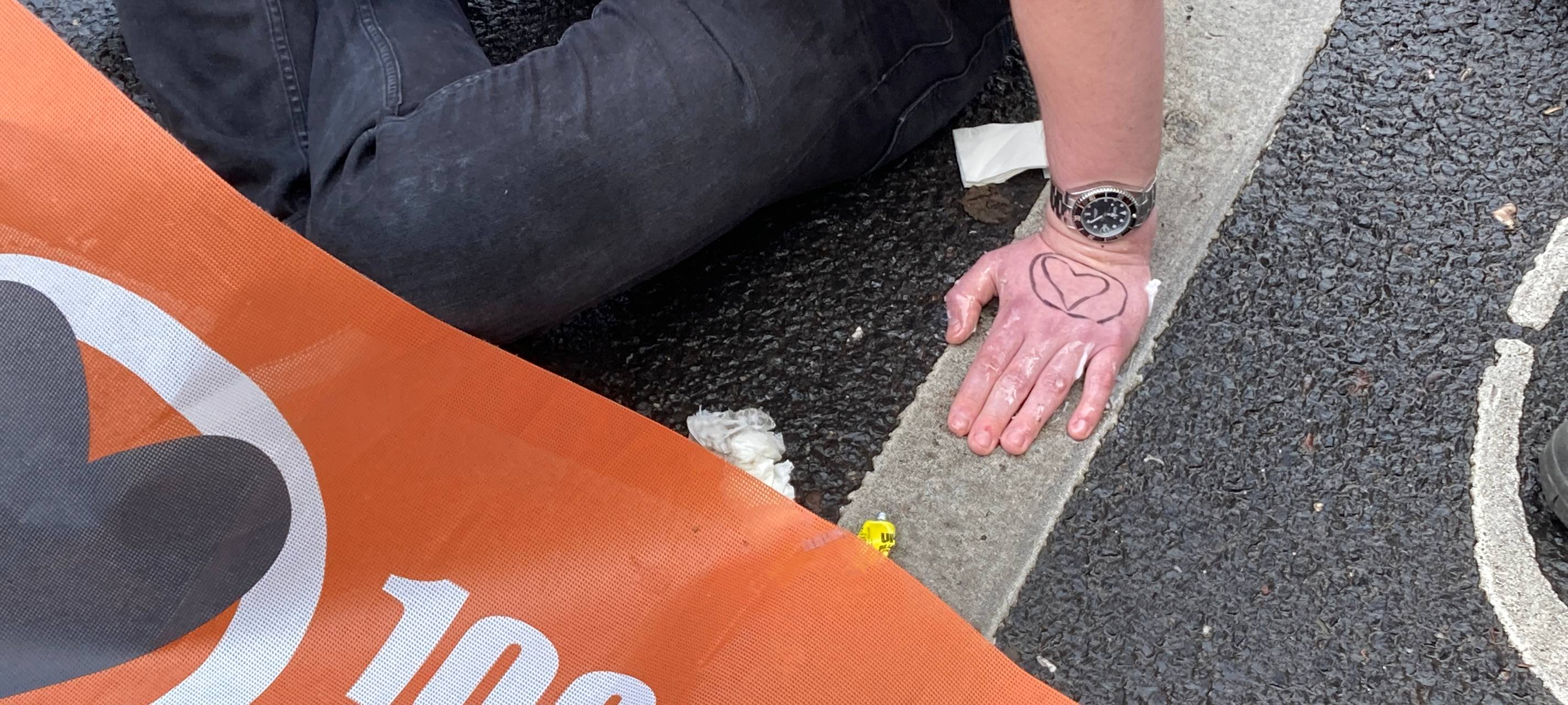 Sitzblockade der "Letzten Generation" in der Innenstadt