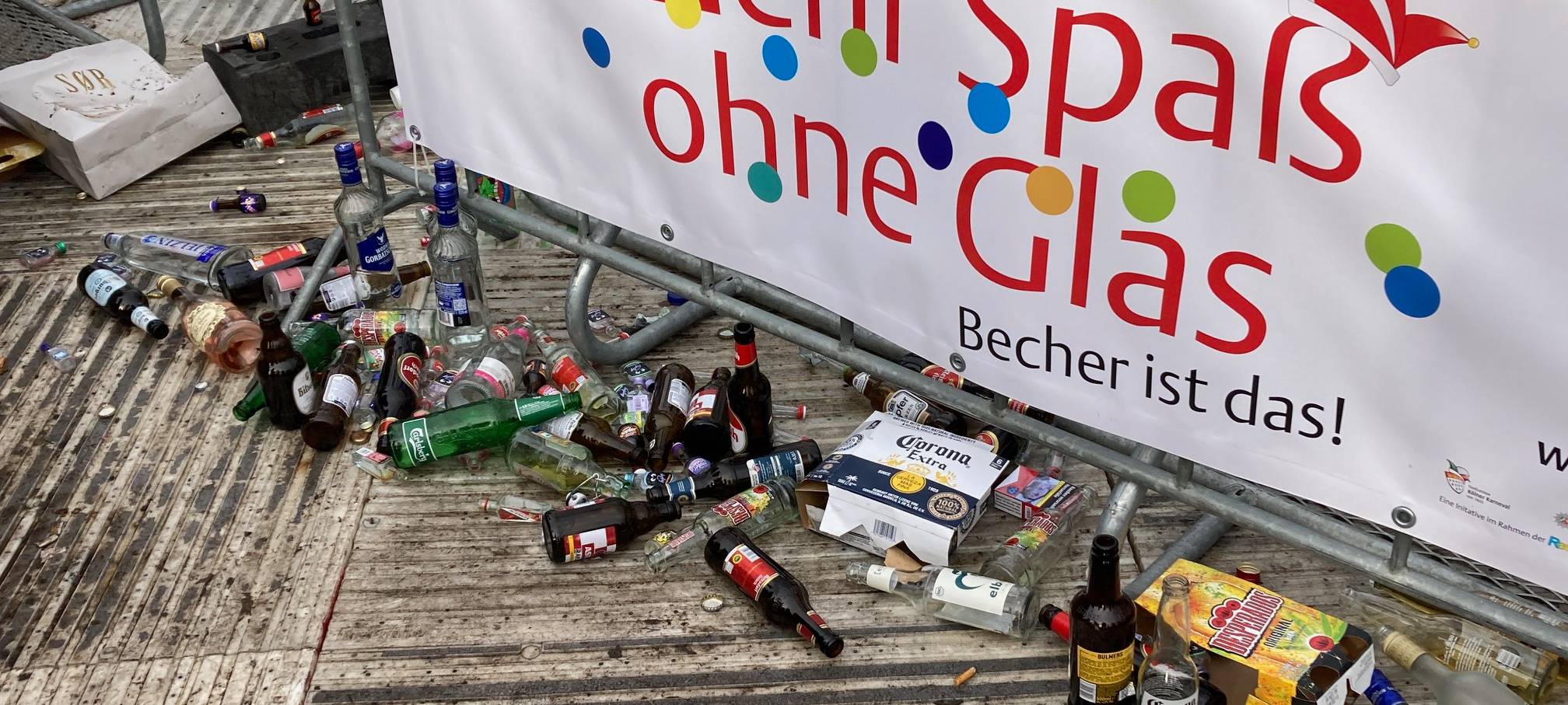 Weiberfastnacht wohl weitgehend friedlich verlaufen