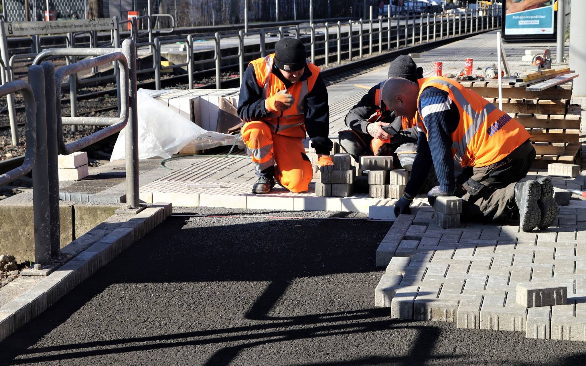 KVB-Linien 1,7 und 9 fahren wochenlang nicht über den Rhein