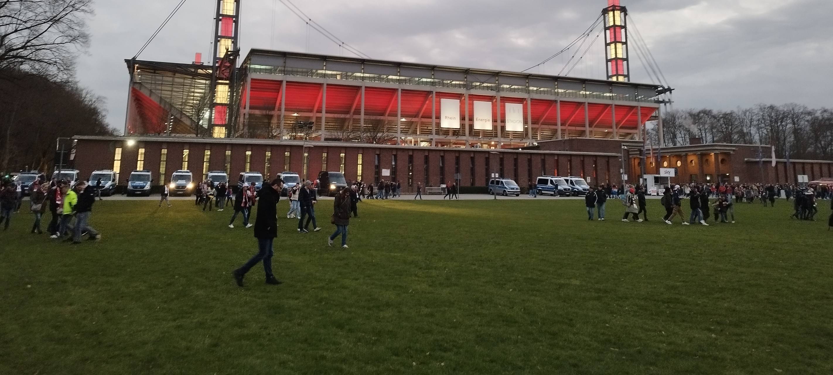 Training findet heute im RheinEnergieStadion statt
