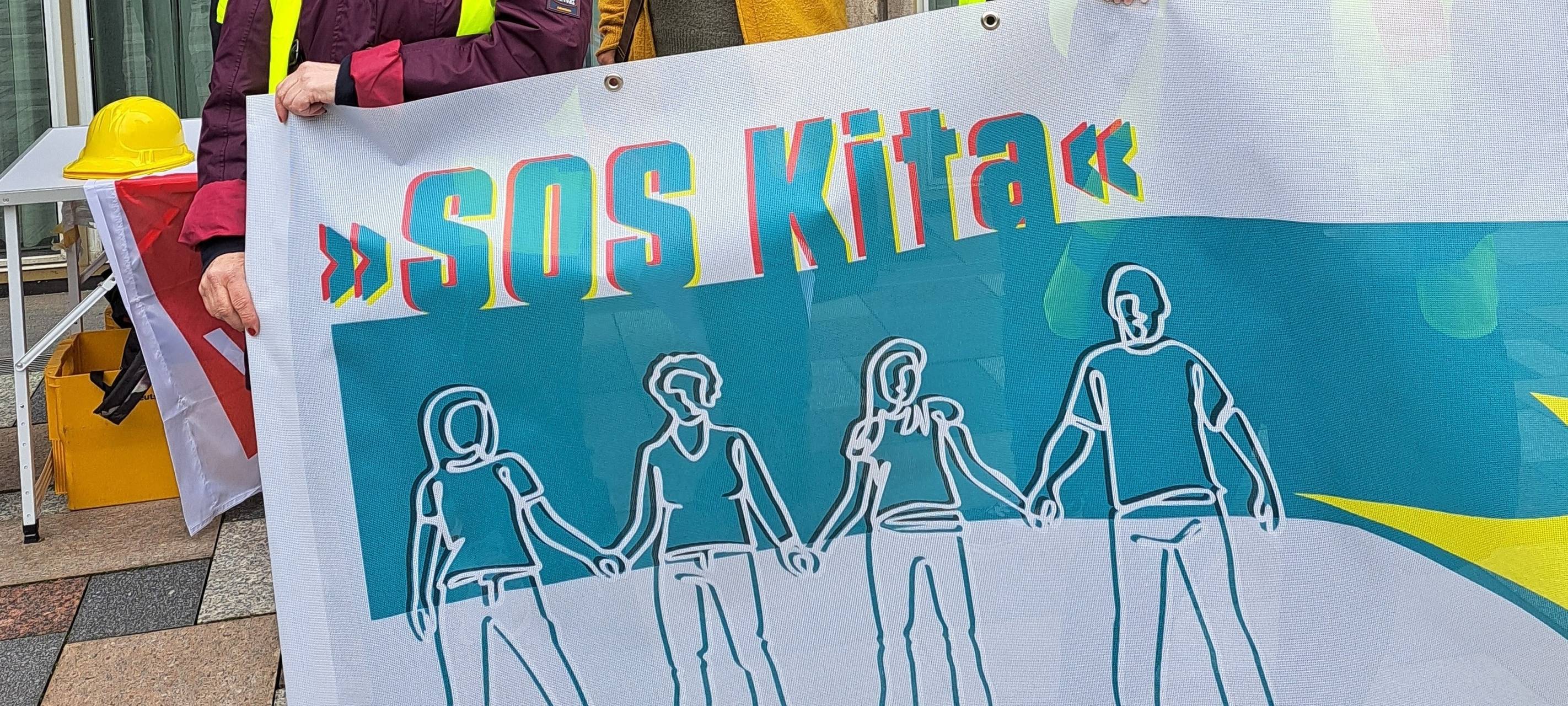 Kölner Kitas demonstrieren in Düsseldorf