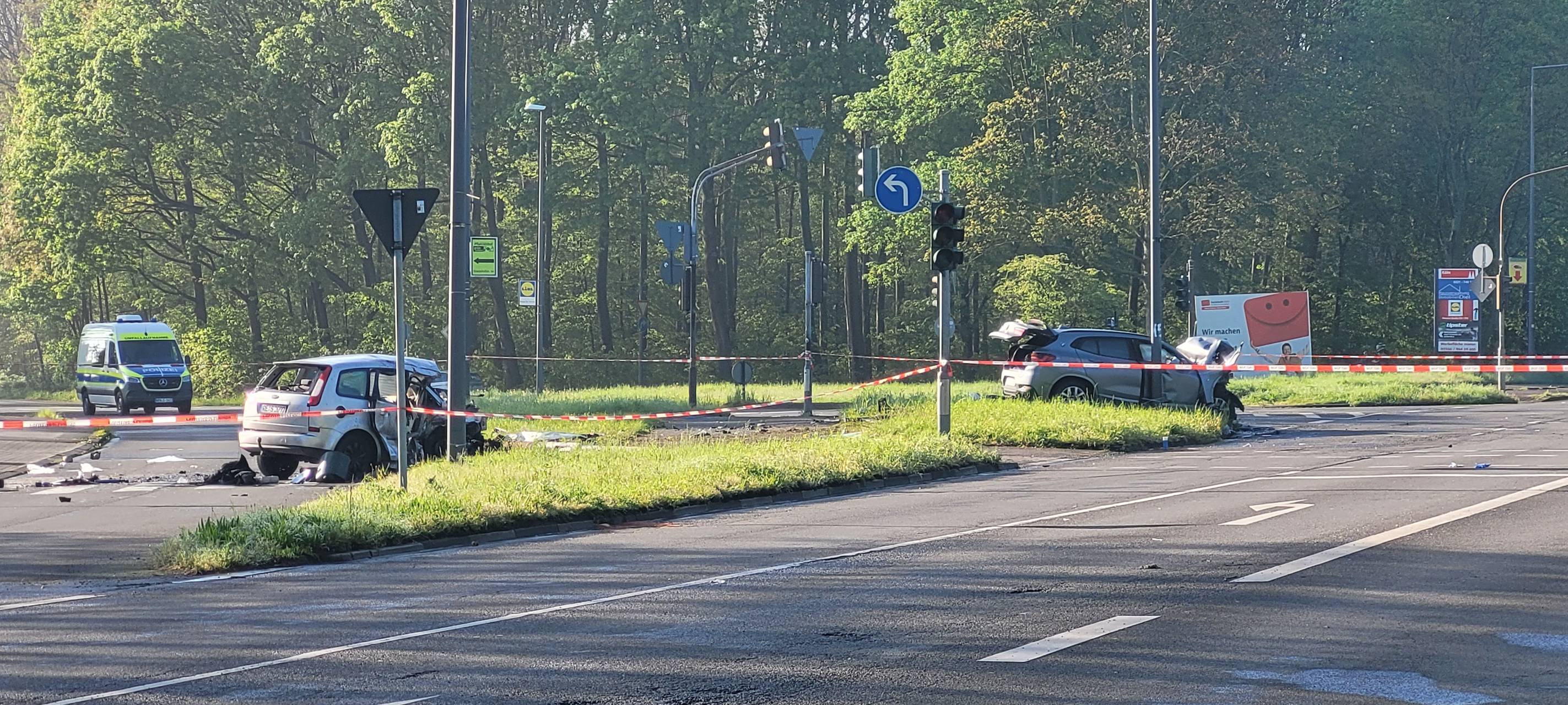 Tödlicher Unfall auf der Neusser Landstraße