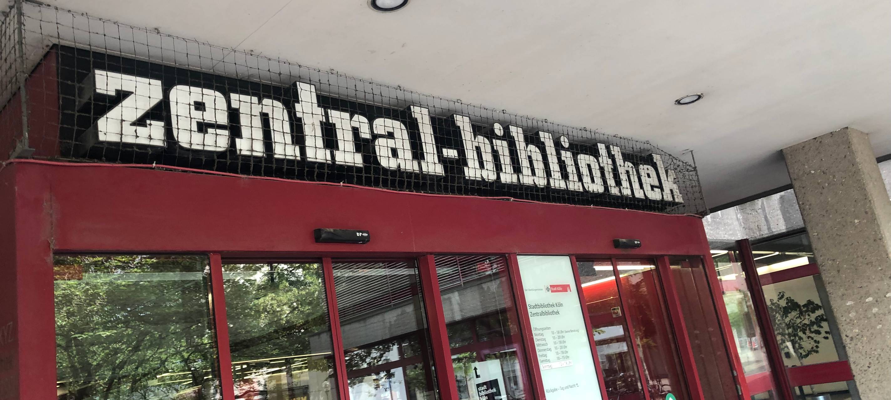 Bund gibt Geld für Restauration von historischen Büchern
