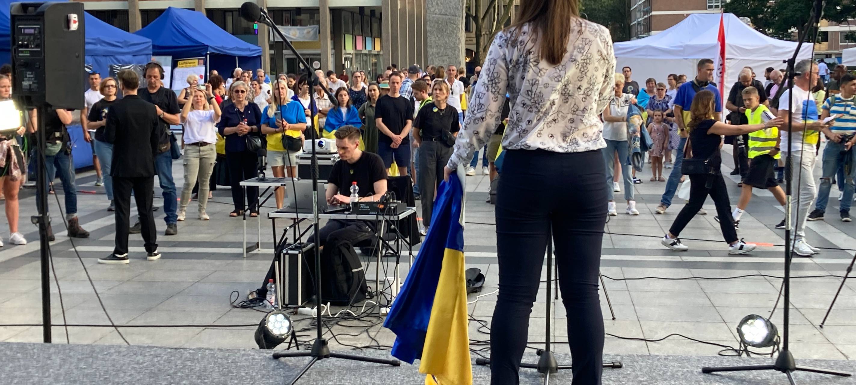 Unbreakable Ukraine: Nachtkundgebung vor dem Dom