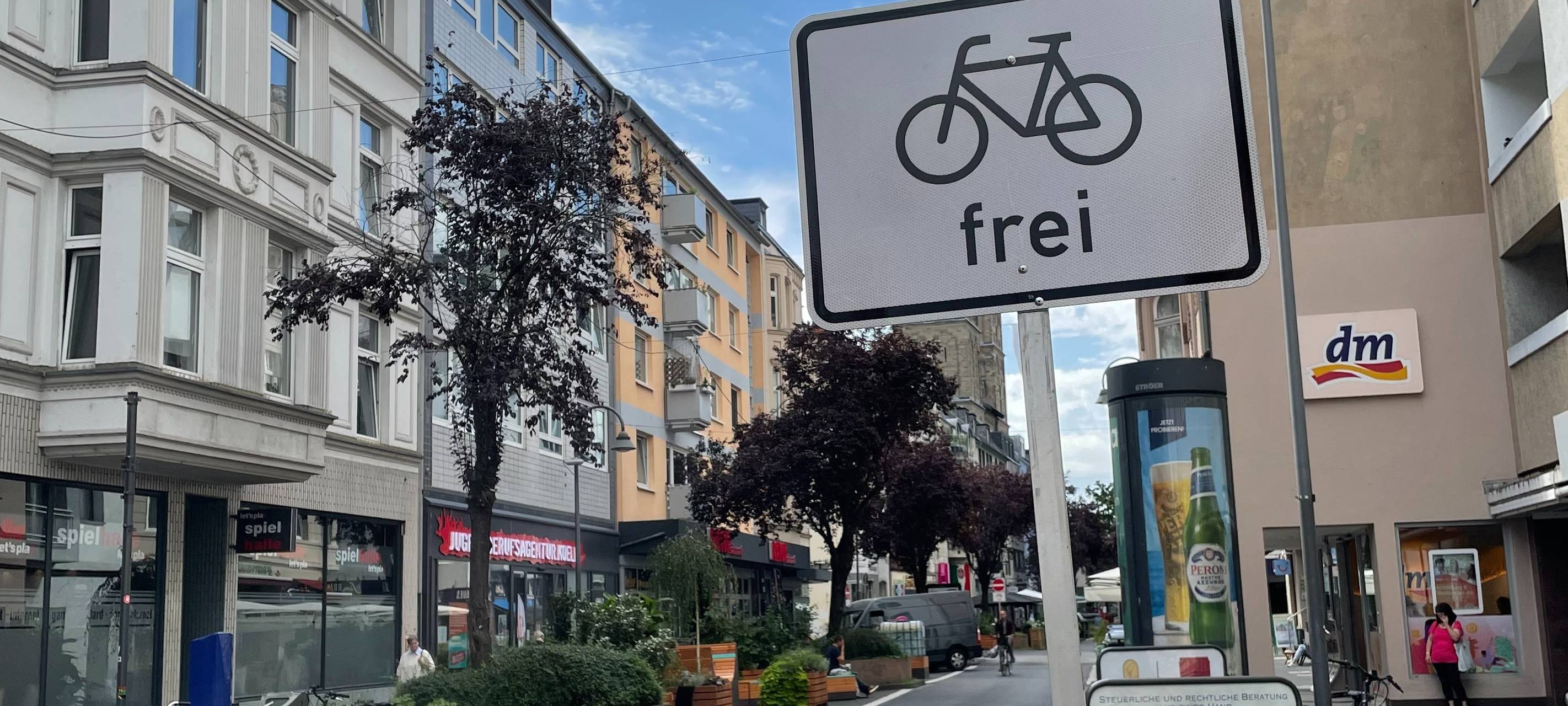 Zurück zur Autostraße: Deutzer Freiheit wieder befahrbar