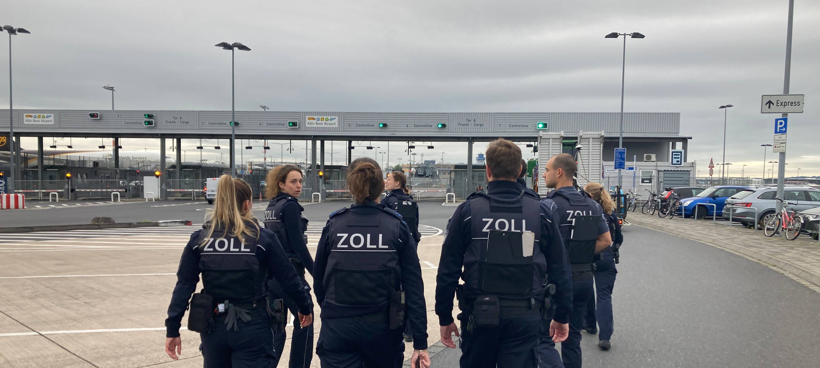 Zoll: Fälschungen nach Istanbulreise sichergestellt