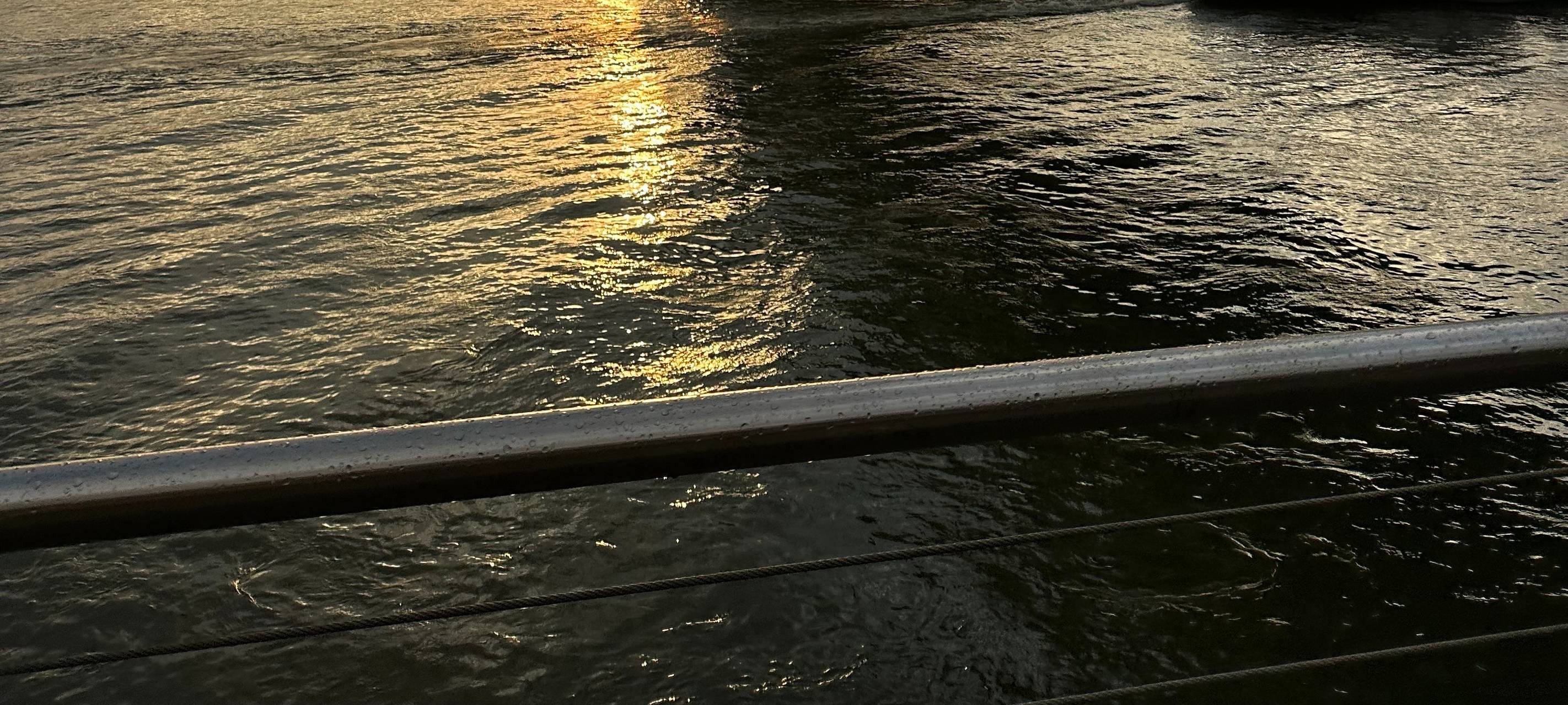 Raser nach Unfall an Severinsbrücke schwer verletzt