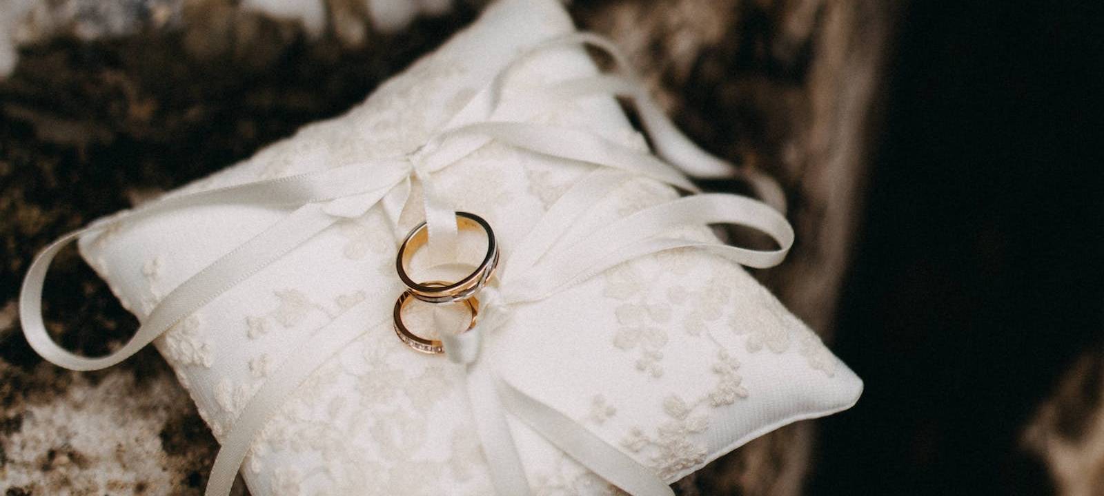 BGH Urteil: Online-Hochzeit nicht rechtens