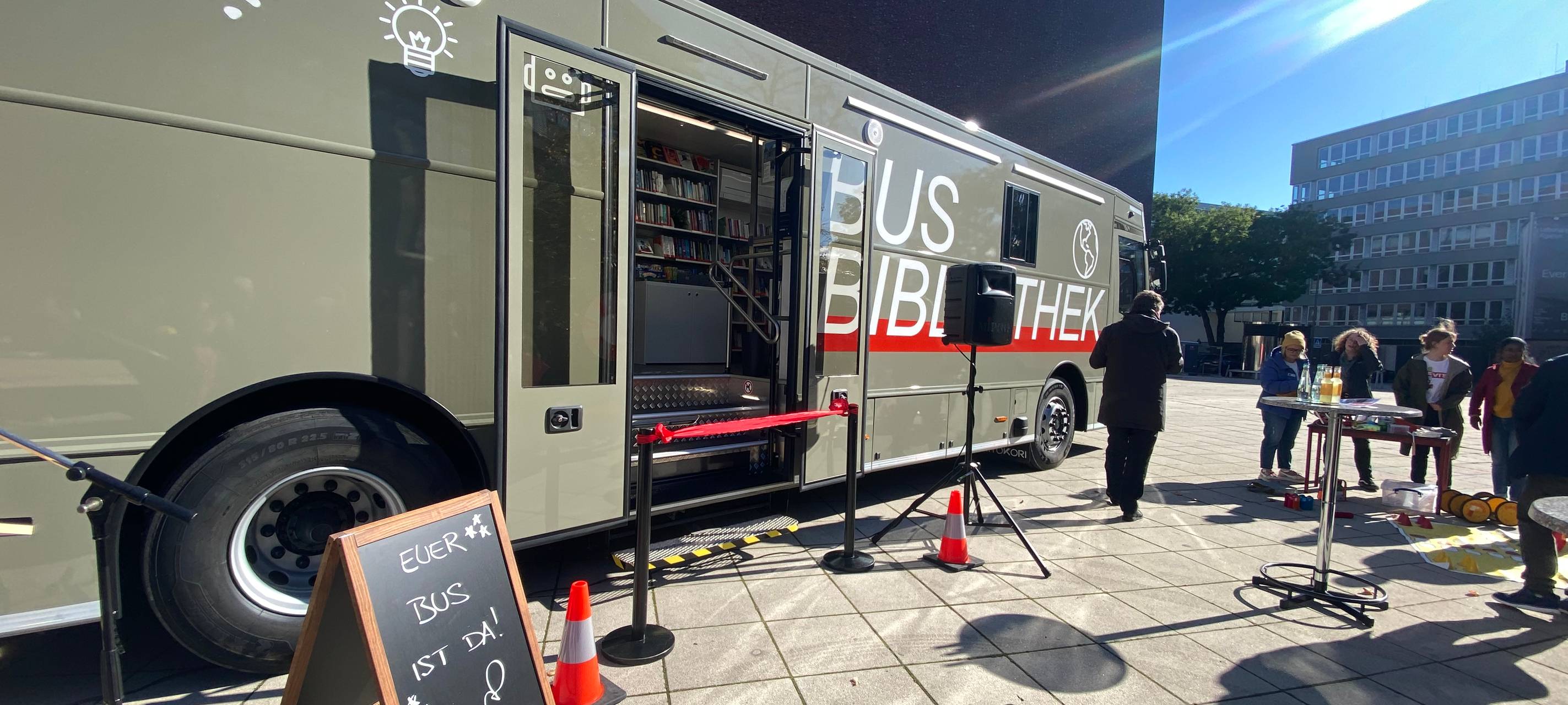 Europas erste Bücherbibliothek mit Biogas startet in Köln