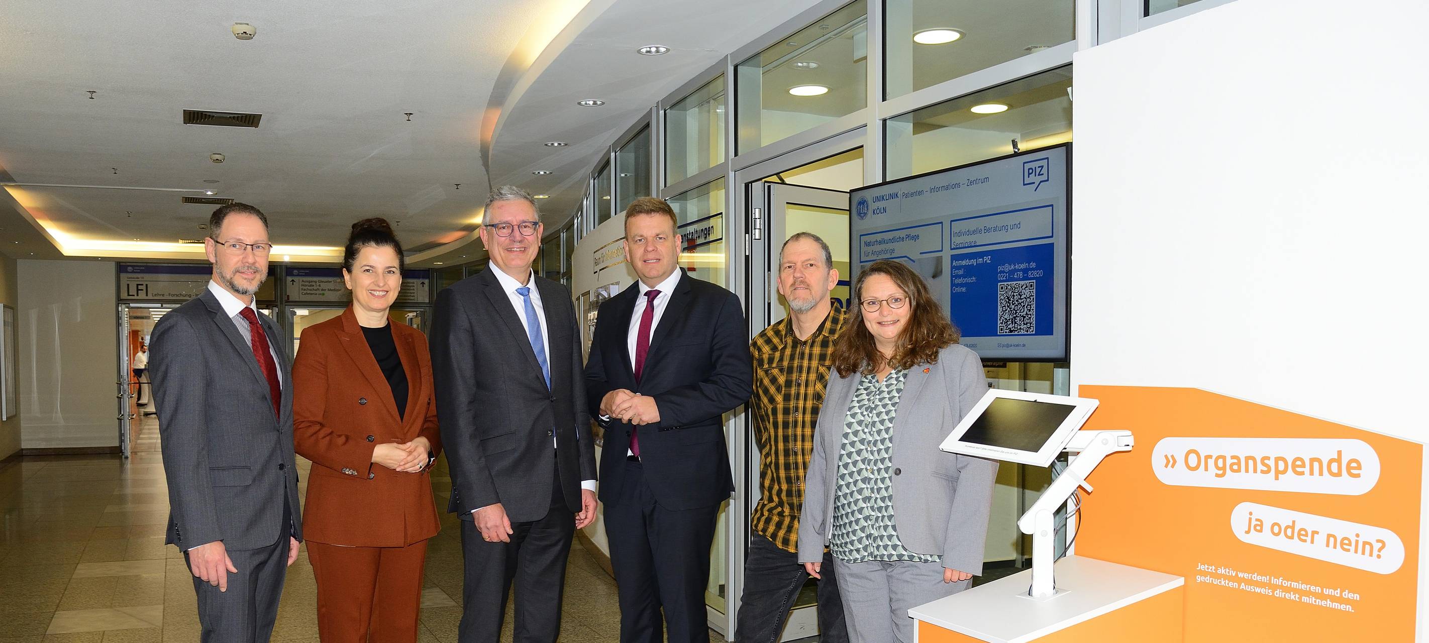 Uniklinik Köln: Infoterminal informiert über Organspende