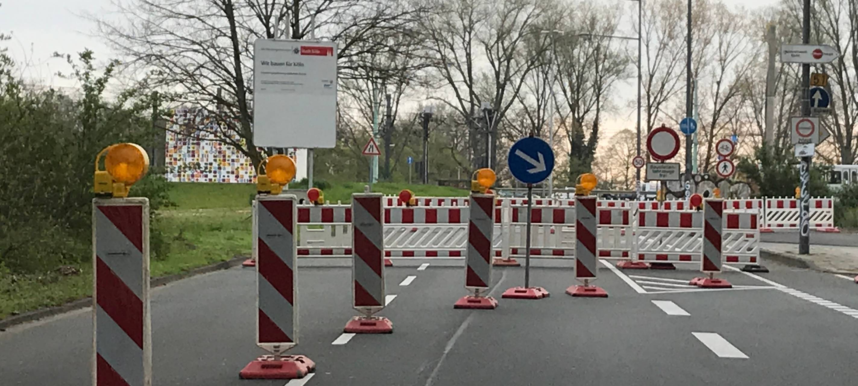 Sperrung ins Linksrheinische in der Nacht auf Freitag