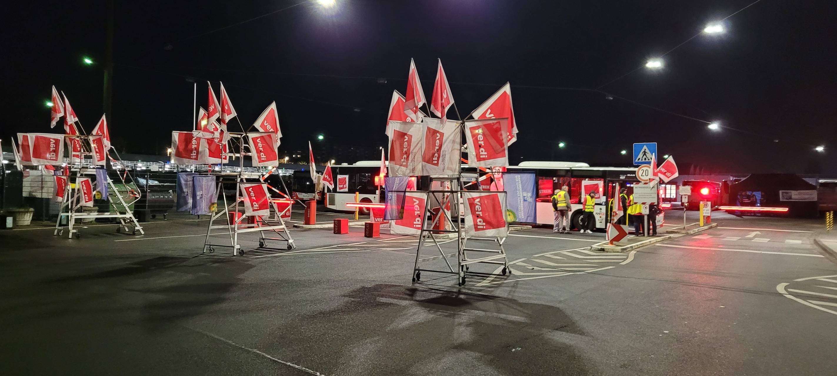 Warnstreik in Köln: KVB lahmgelegt