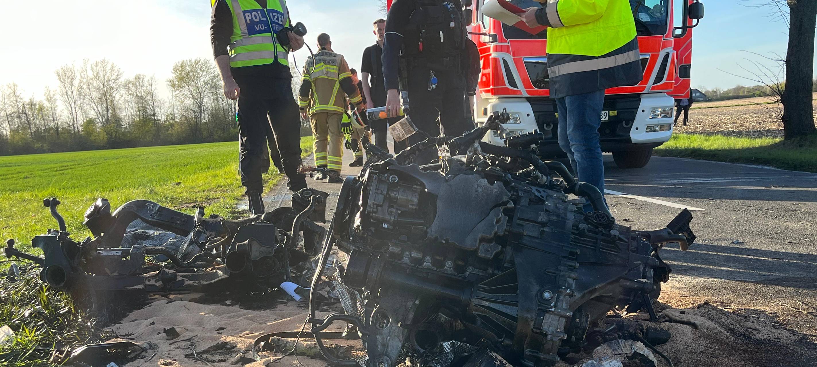 Sperrung nach schwerem Verkehrsunfall auf Wahner Straße