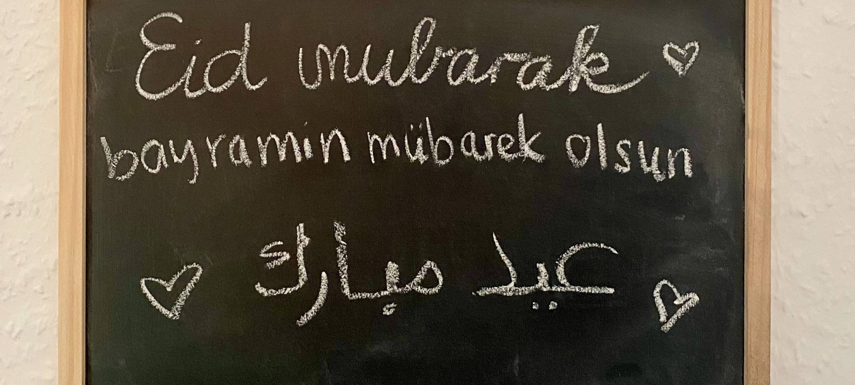 Muslime feiern Ende des Fastenmonats Ramadan