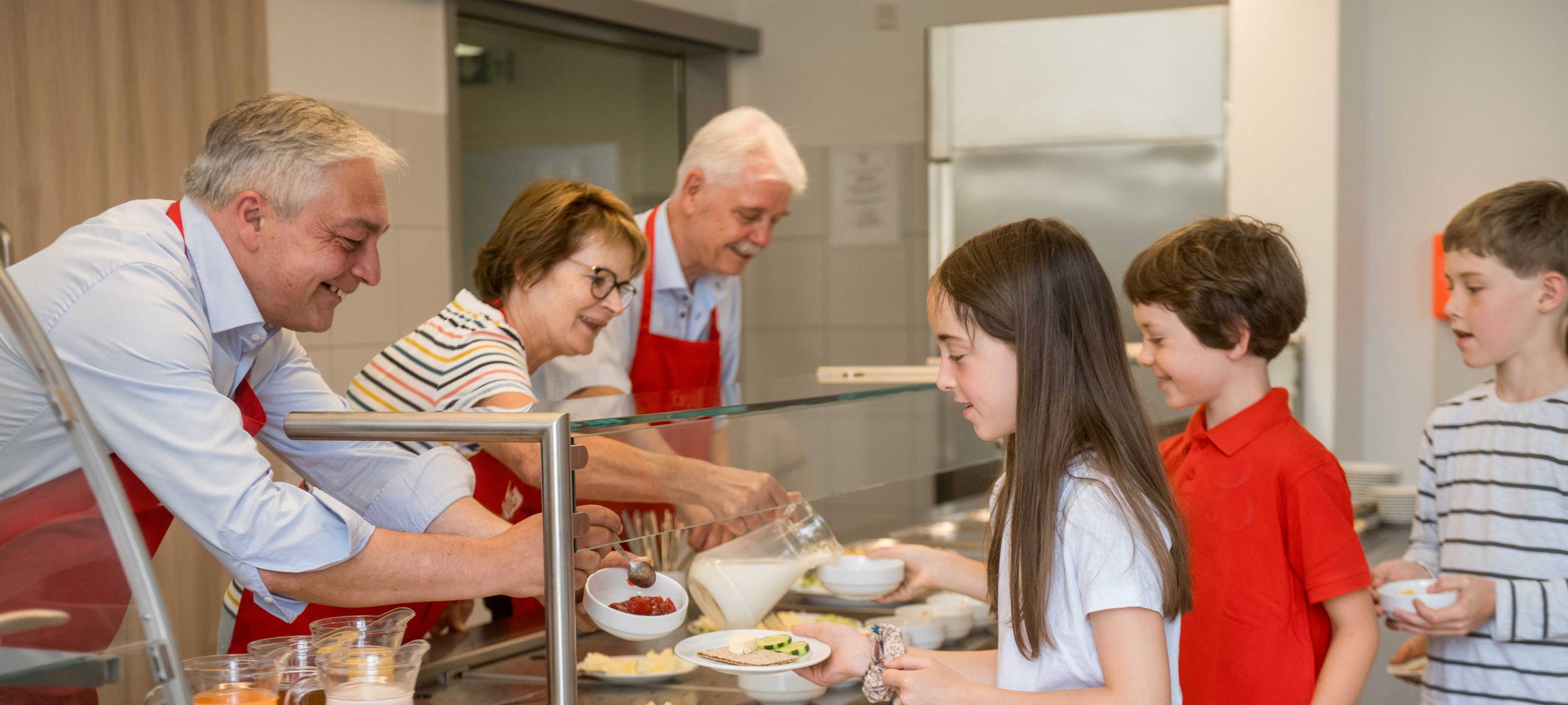 BrotZeit e.V. sucht ehrenamtliche Helfer für Schulen