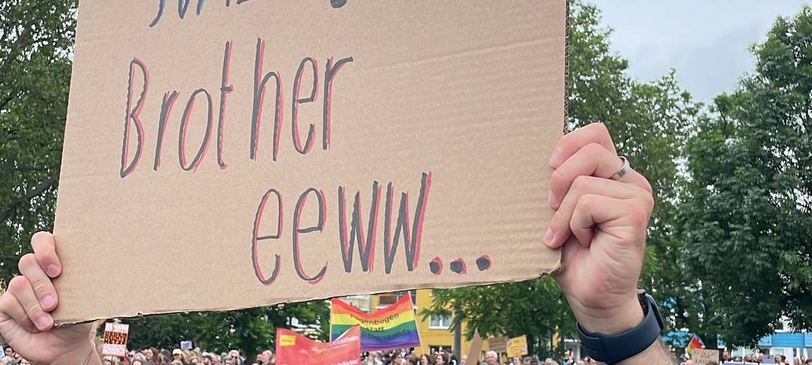 Tausende an der Deutzer Werft - Arsch huh gegen Rechtsextremismus