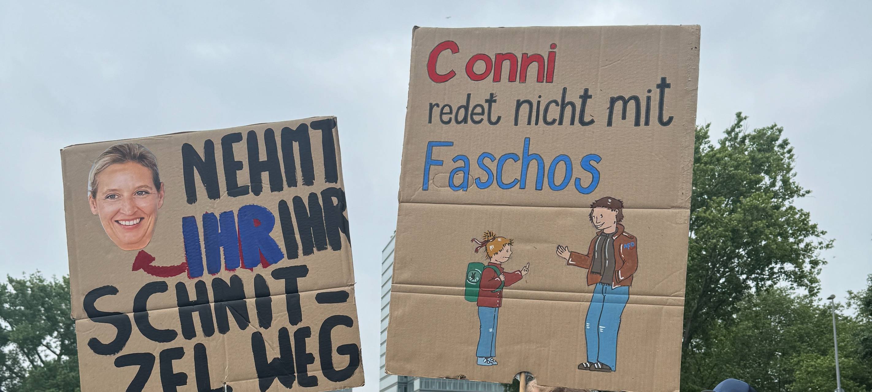 Tausende an der Deutzer Werft - Arsch huh gegen Rechtsextremismus