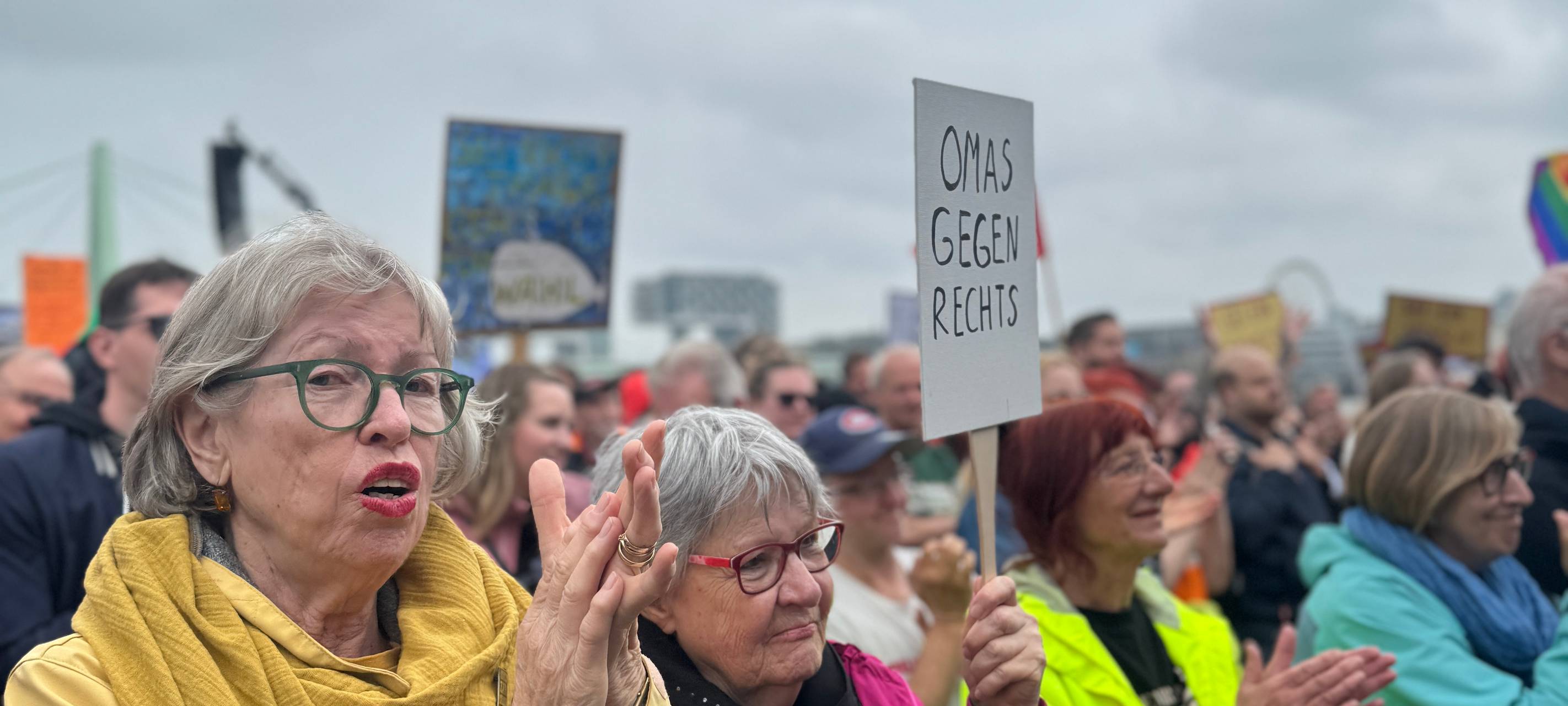 Tausende an der Deutzer Werft - Arsch huh gegen Rechtsextremismus