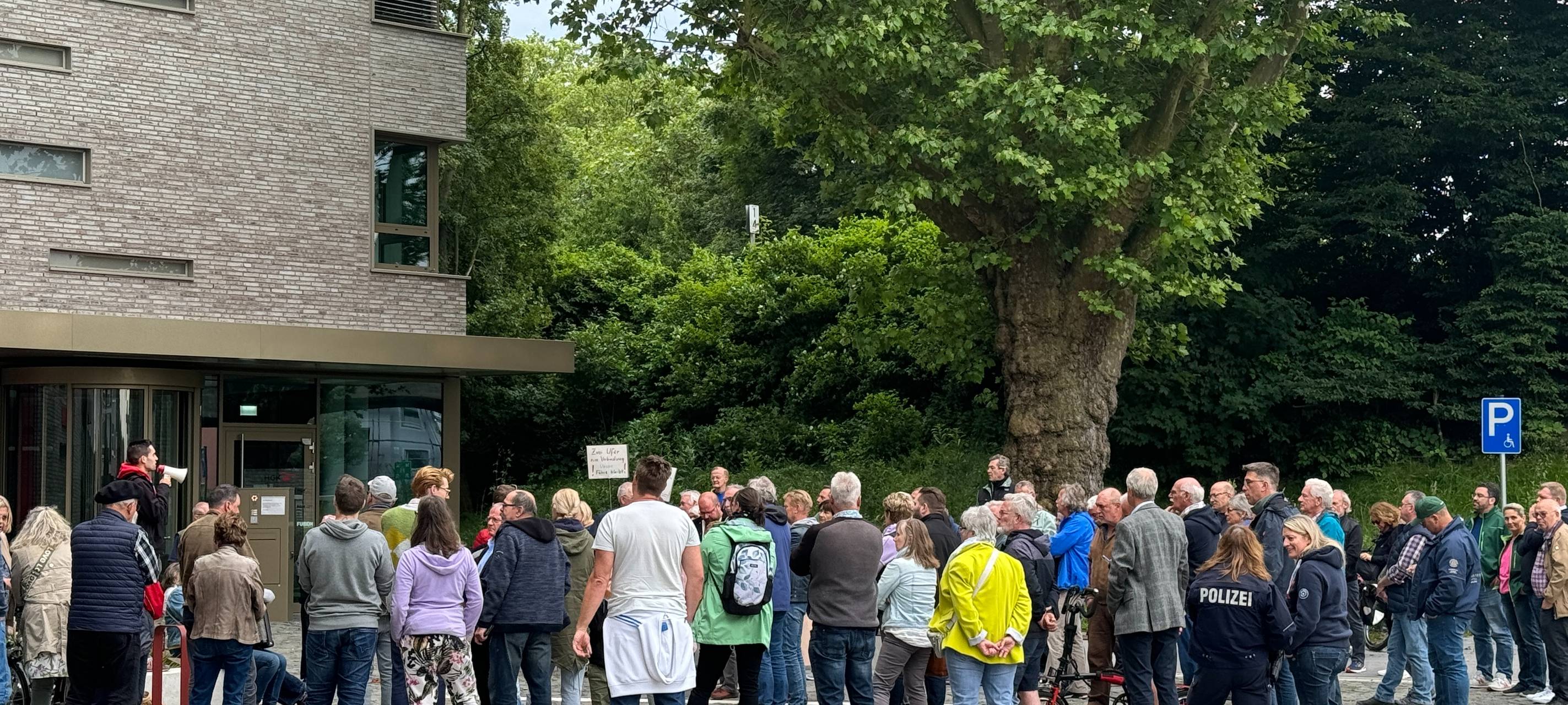 Demo: Fähre ist wichtiges Stück der Daseinsvorsorge