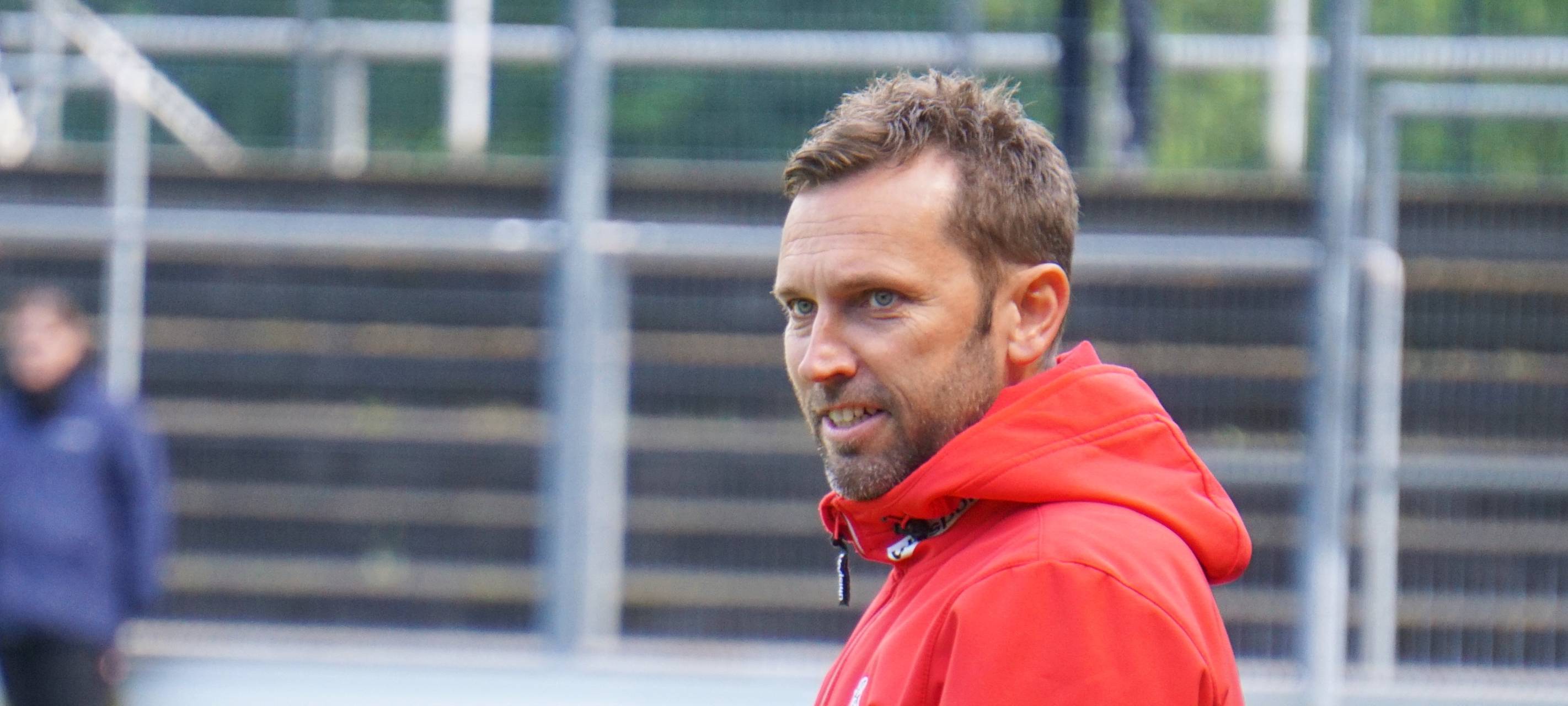 Erstes Training mit neuem Trainerduo