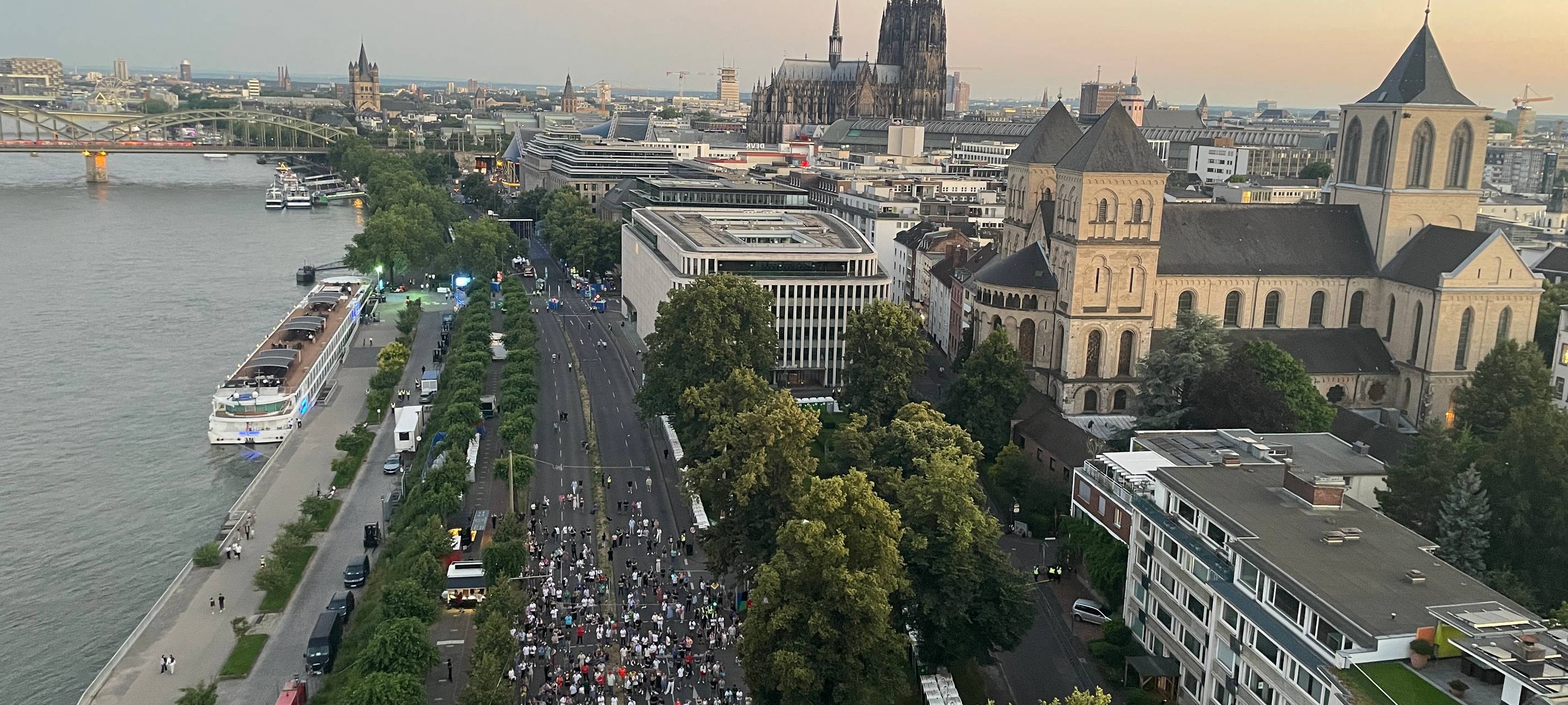 Engländer feiern friedlich EM-Gruppensieg