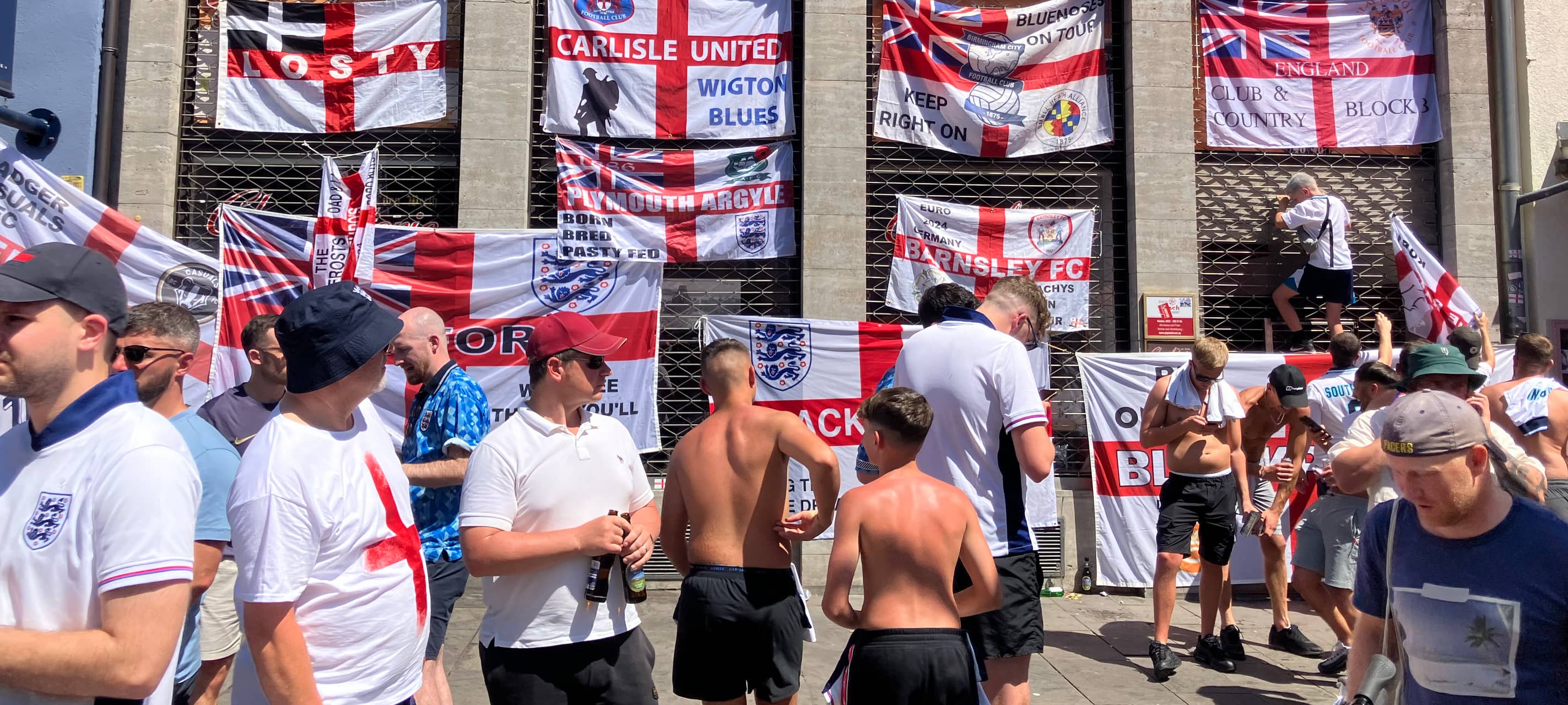Zehntausende englische Fans zu Gast in Köln