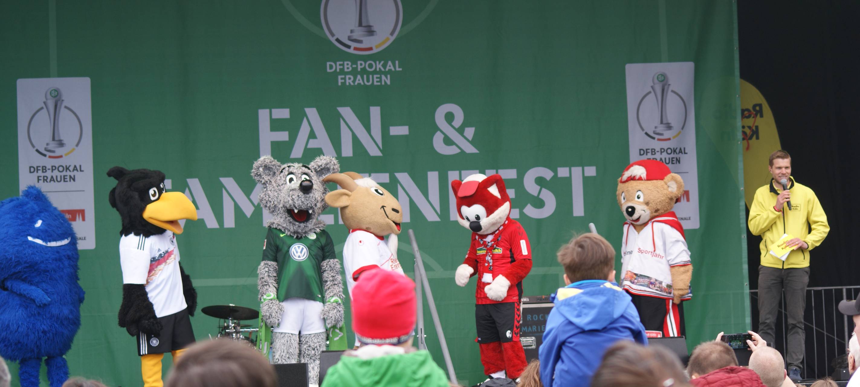 VfL Wolfsburg holt Titel in Köln