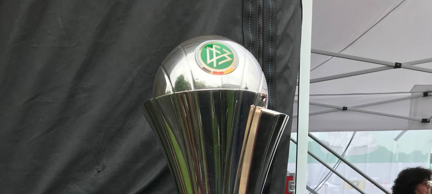 VfL Wolfsburg holt Titel in Köln