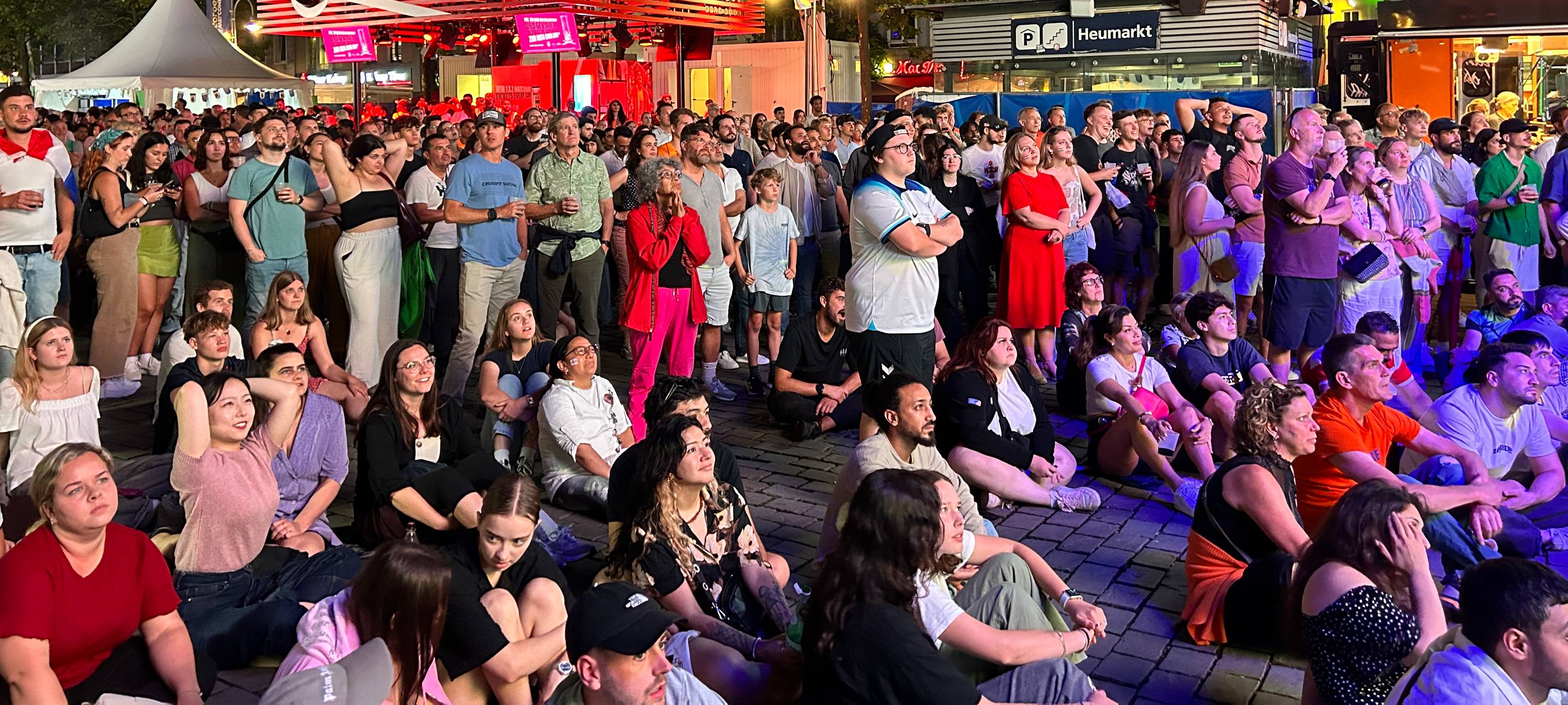 Gute Stimmung in der Fan Zone
