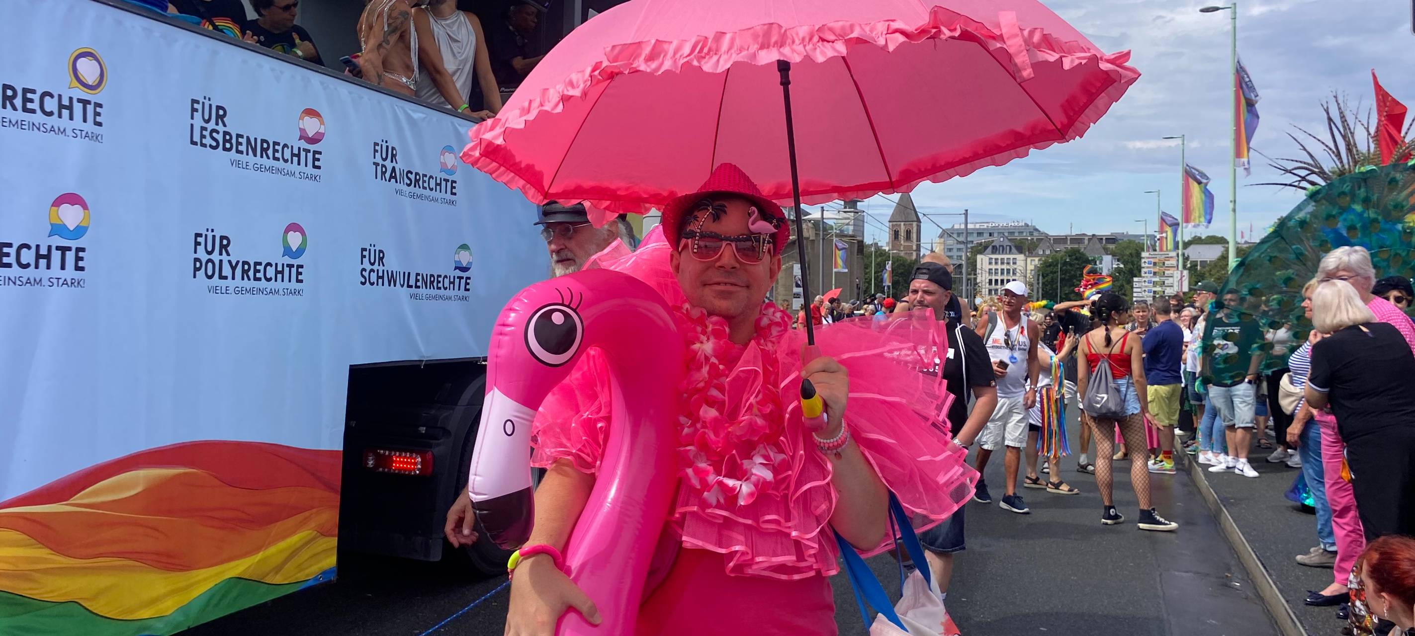 60.000 Teilnehmer bei CSD-Demo in Köln