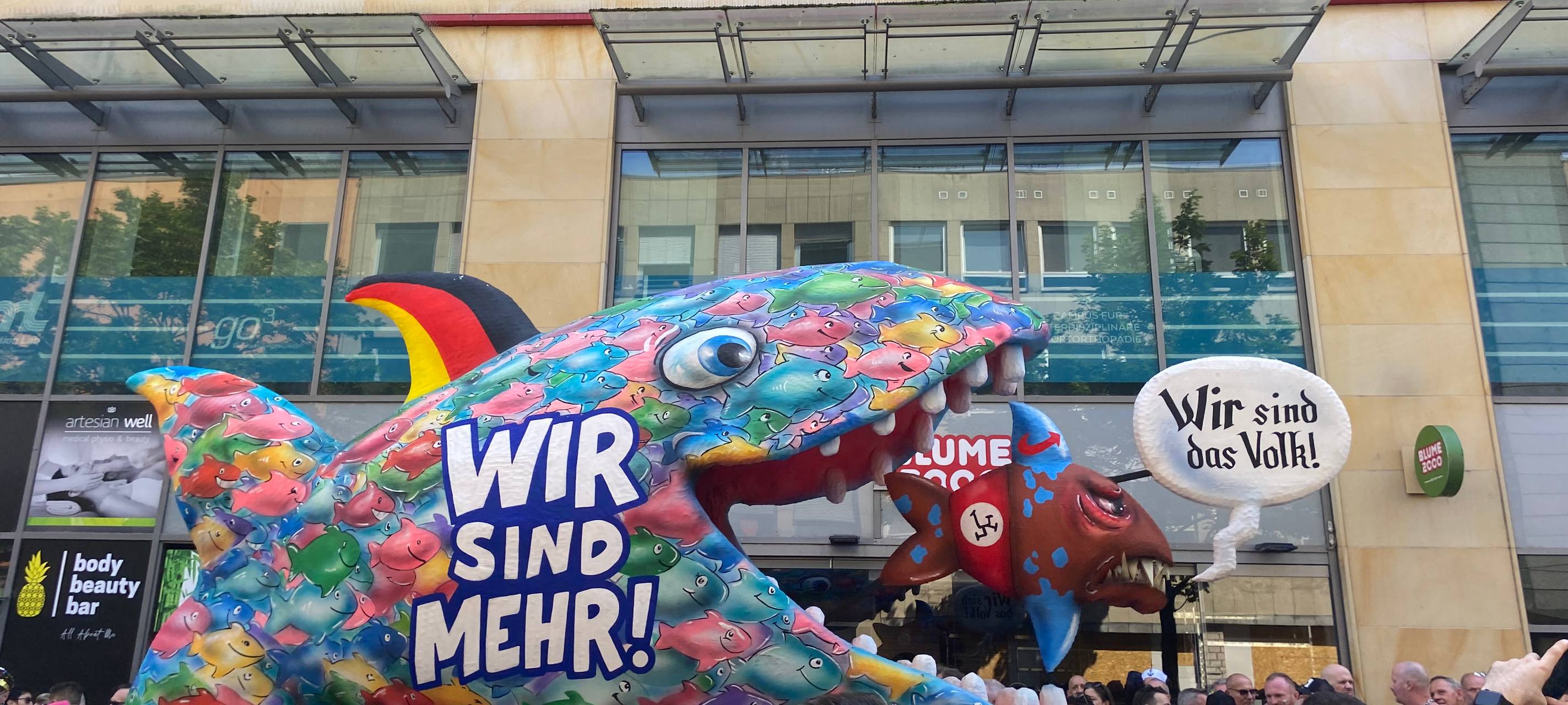 60.000 Teilnehmer bei CSD-Demo in Köln