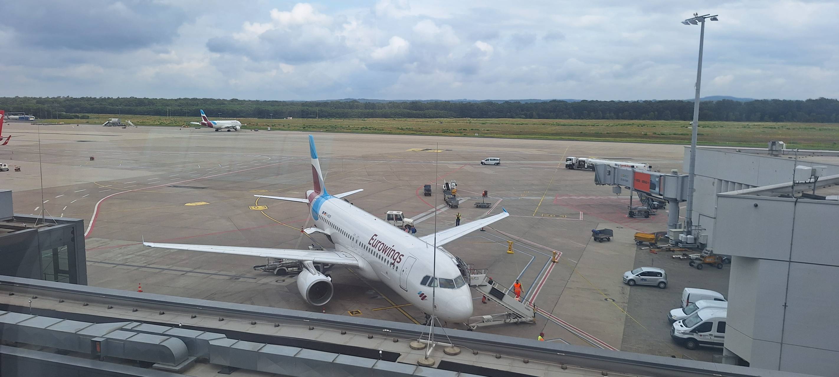 Rollfeld am Kölner Flughafen