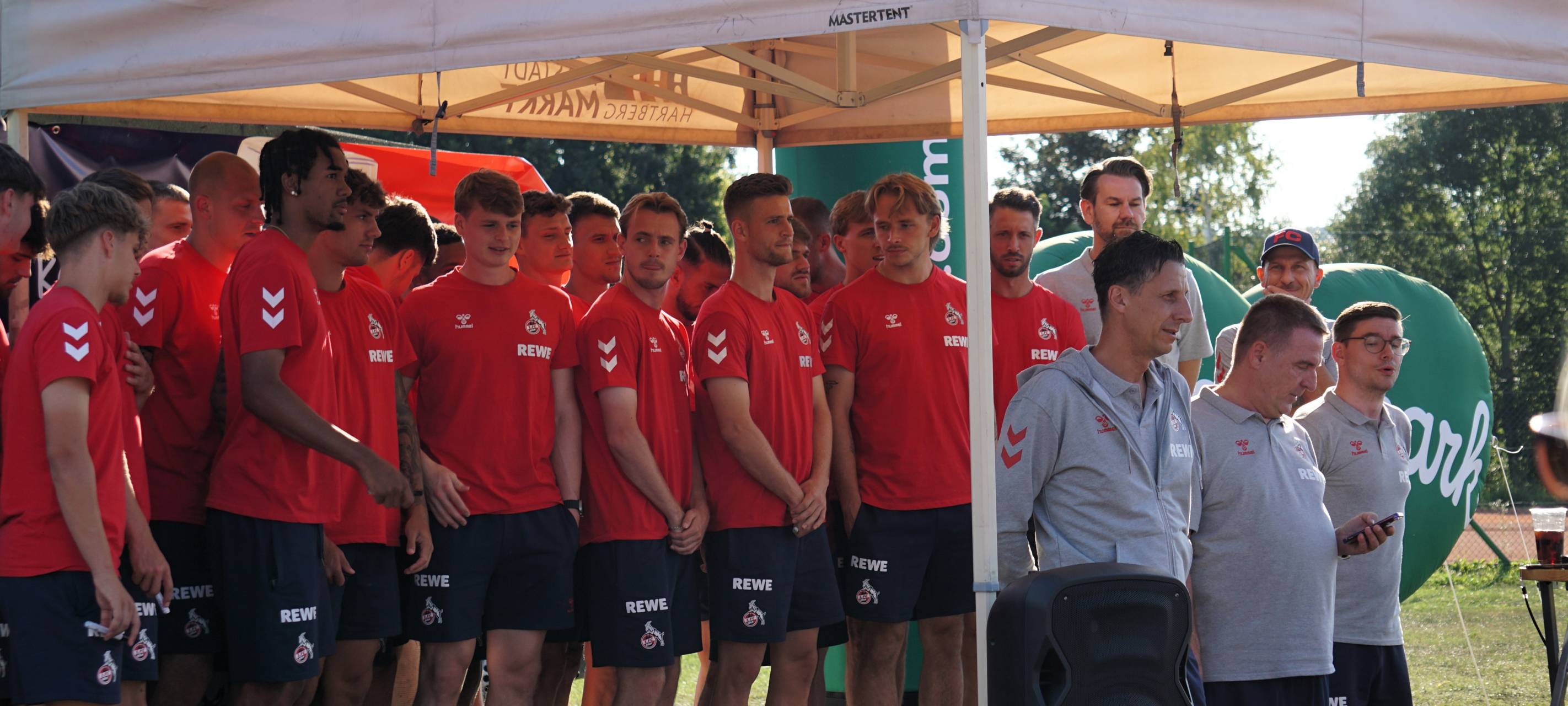 Mannschaft beim Fanabend