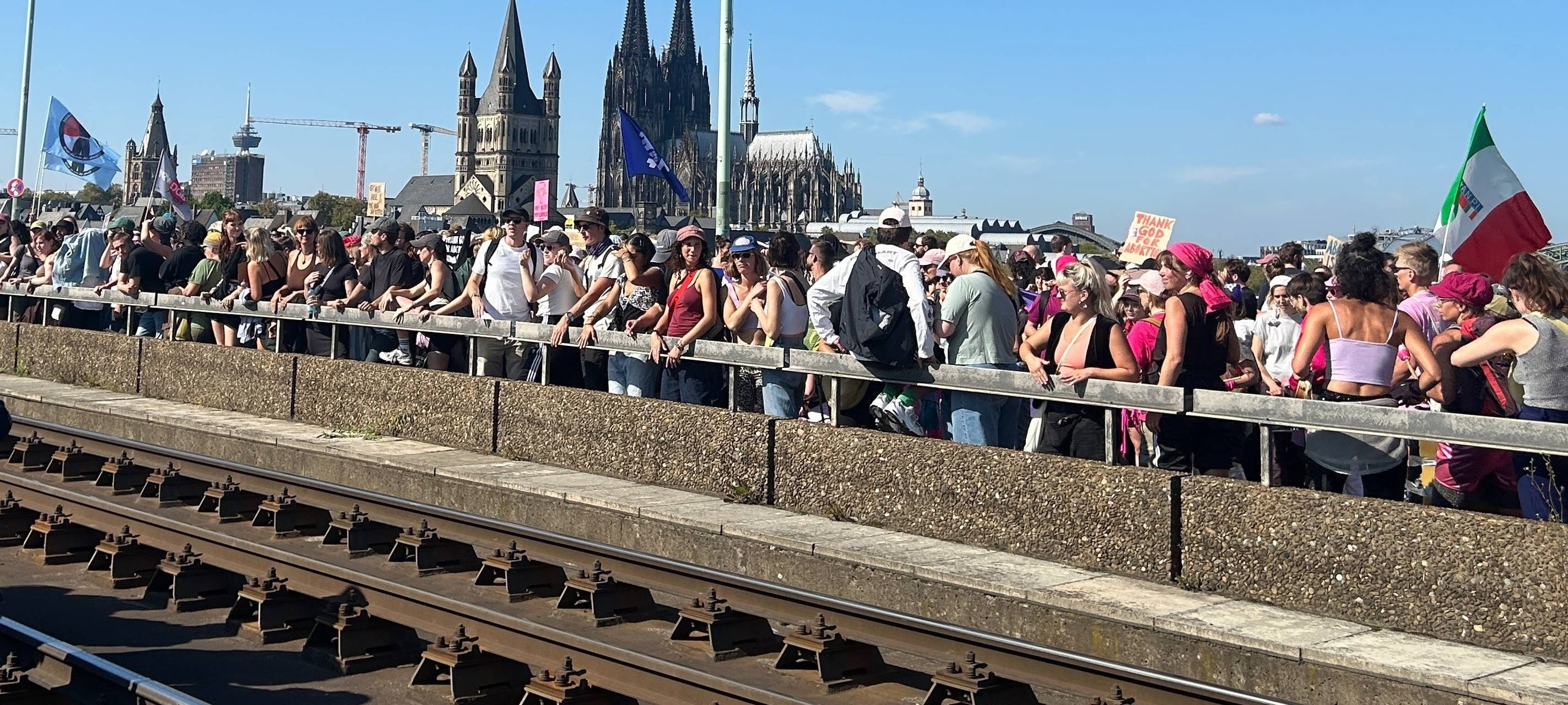 „Marsch des Lebens“ und Gegendemo ohne Zwischenfälle