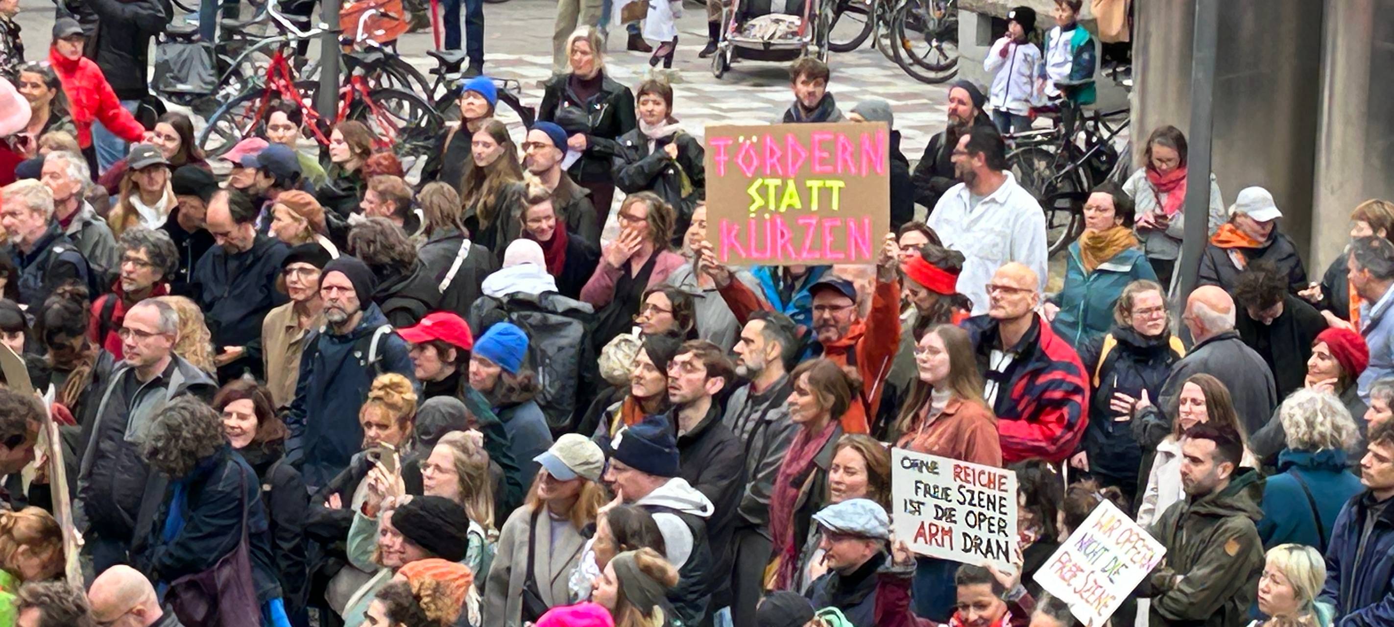 Demo für Freiheit von Kunst und Kultur