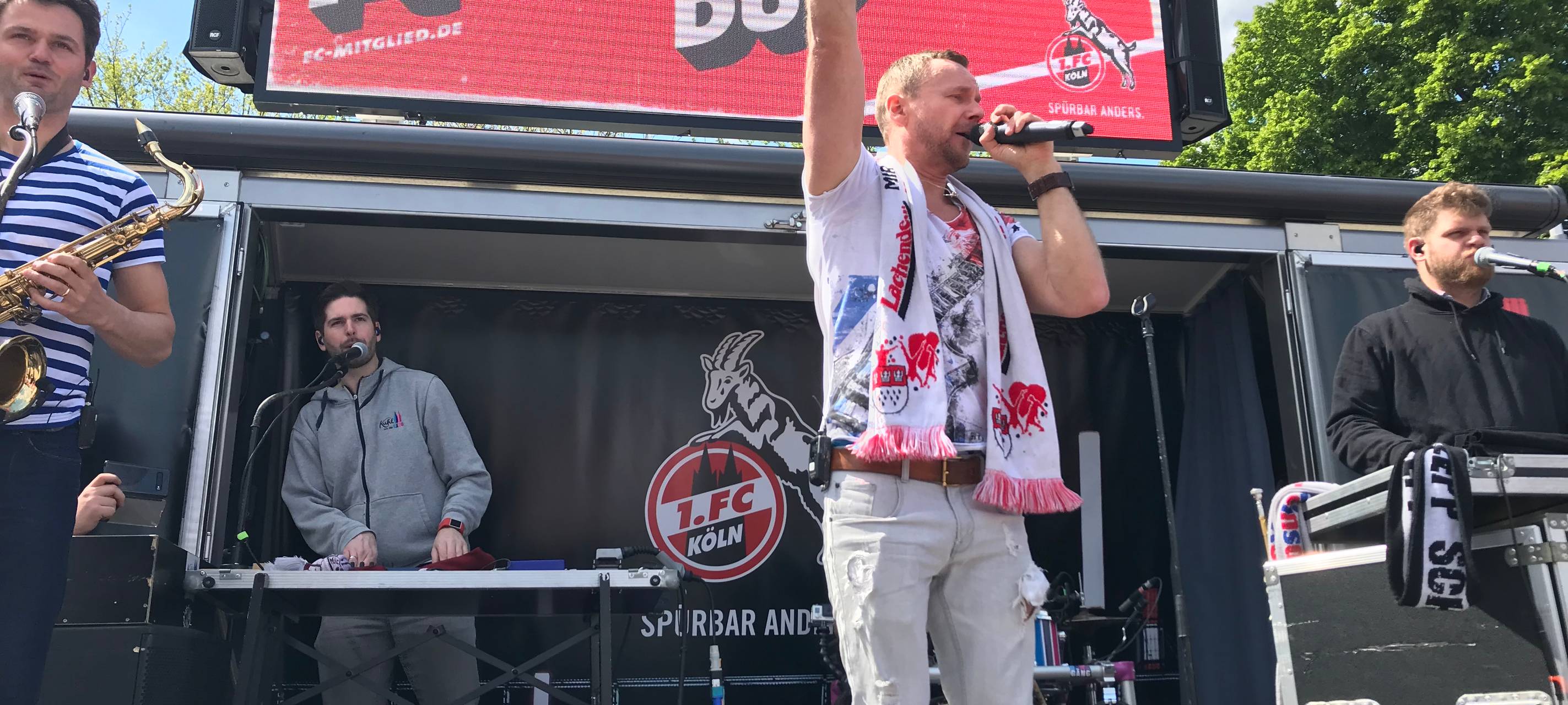 Kuhl un de Gäng beim FC Fanfest
