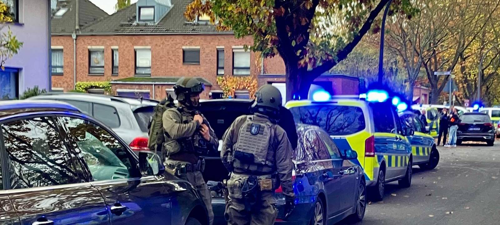 Psychologische Hilfe nach Amokalarm in Holweide angeboten