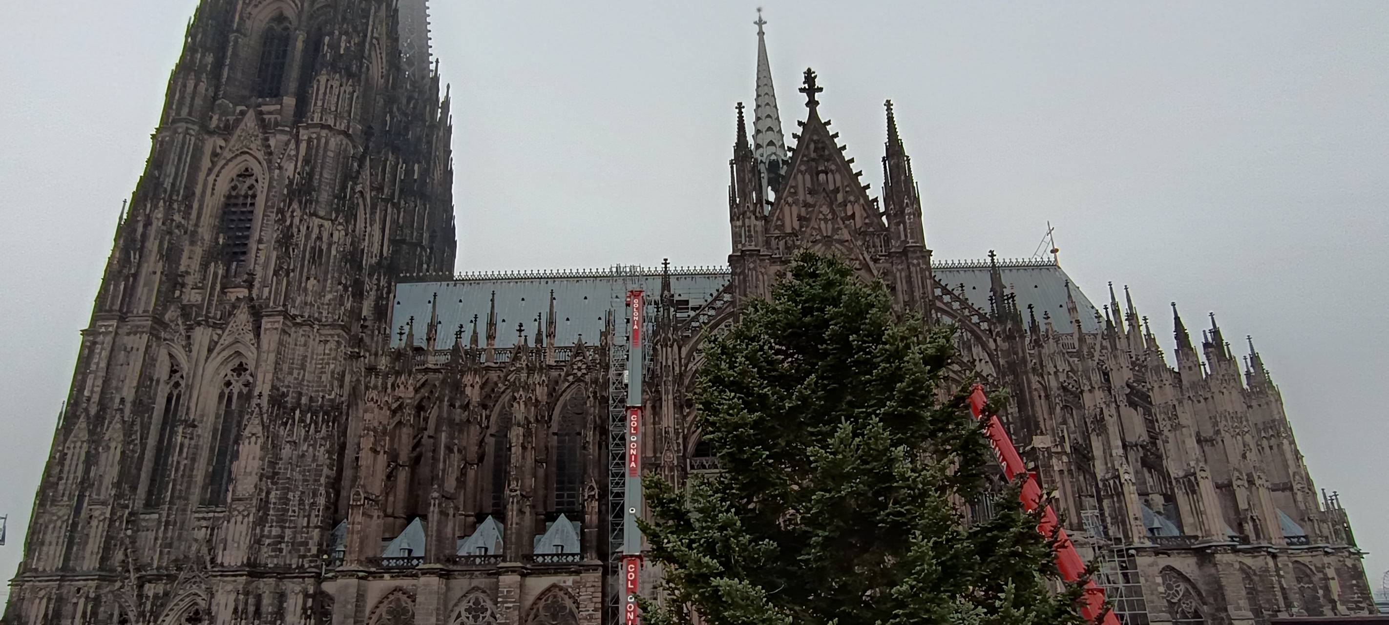 Gottesdienst im Dom wegen Polizeieinsatz verspätet