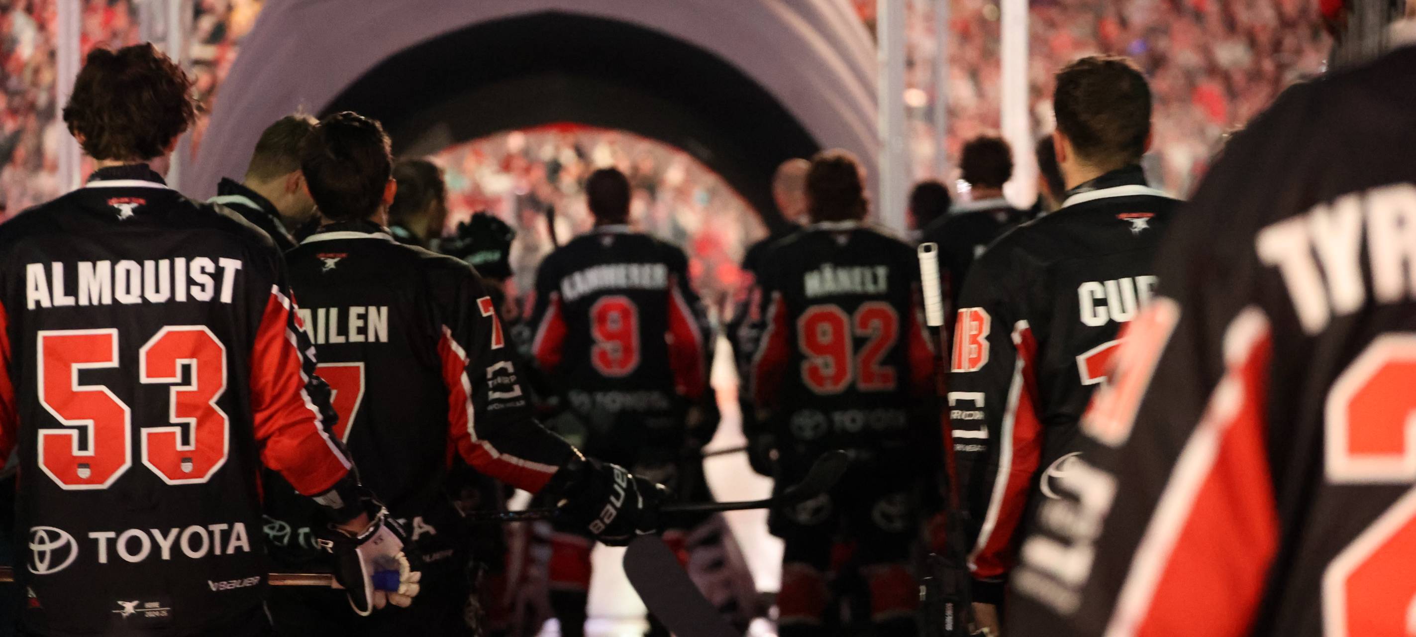 Haie gewinnen gegen Iserlohn Roosters