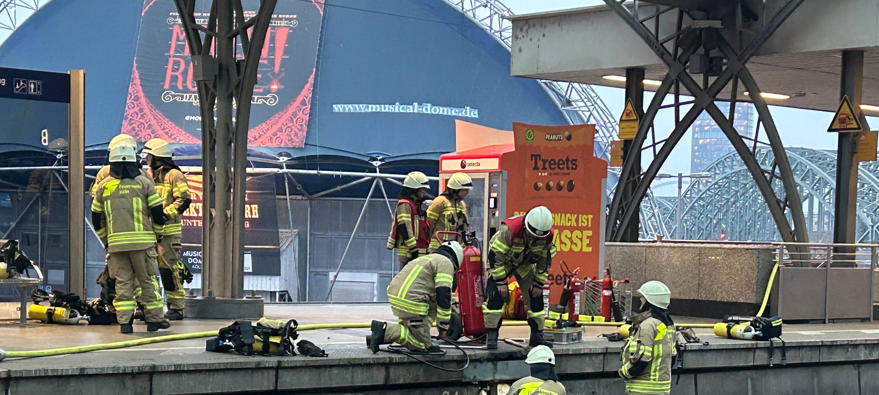 Brand am Hauptbahnhof - massive Störungen im Bahnverkehr