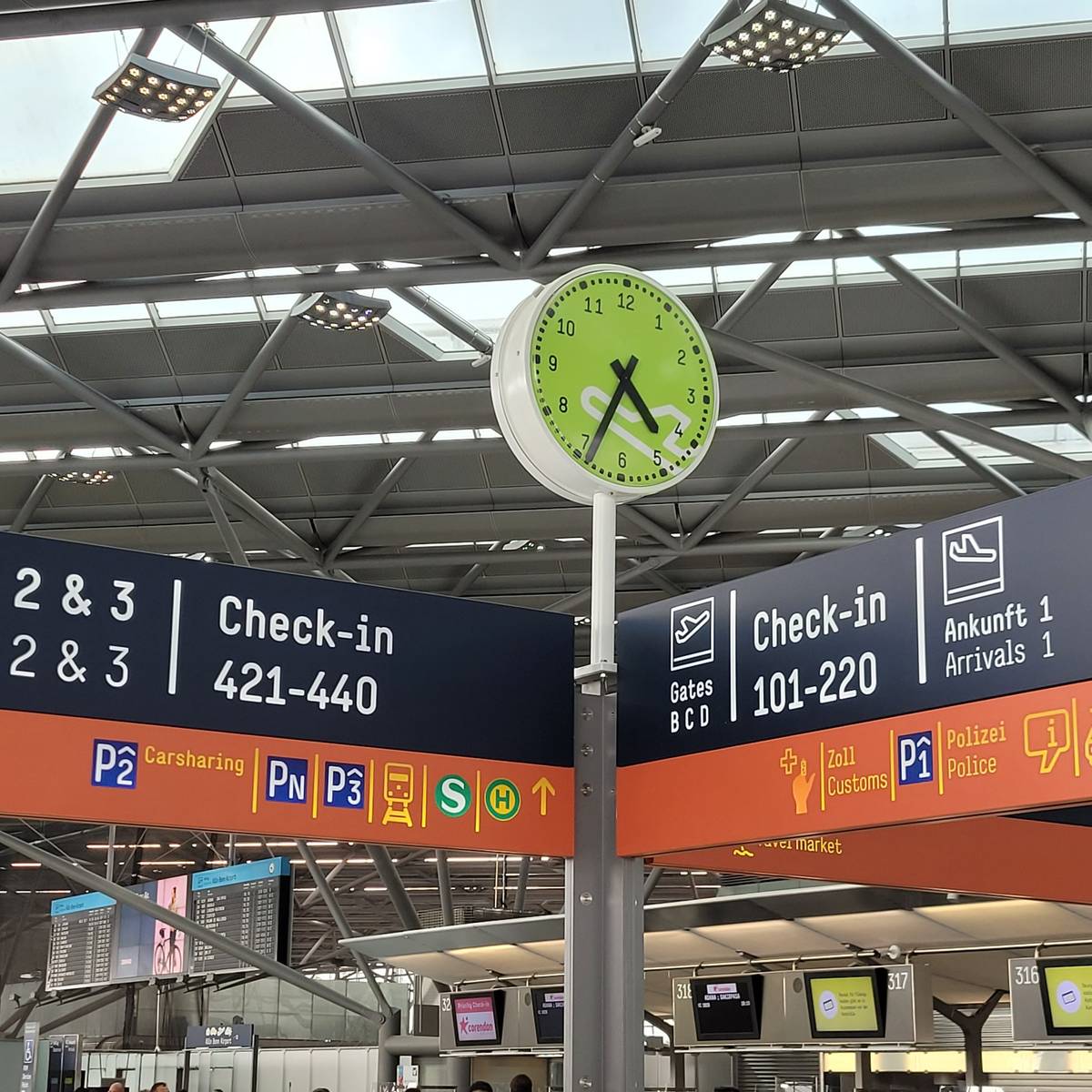 Flughafen Köln/Bonn startet mit Sommerflugplan - Radio Köln