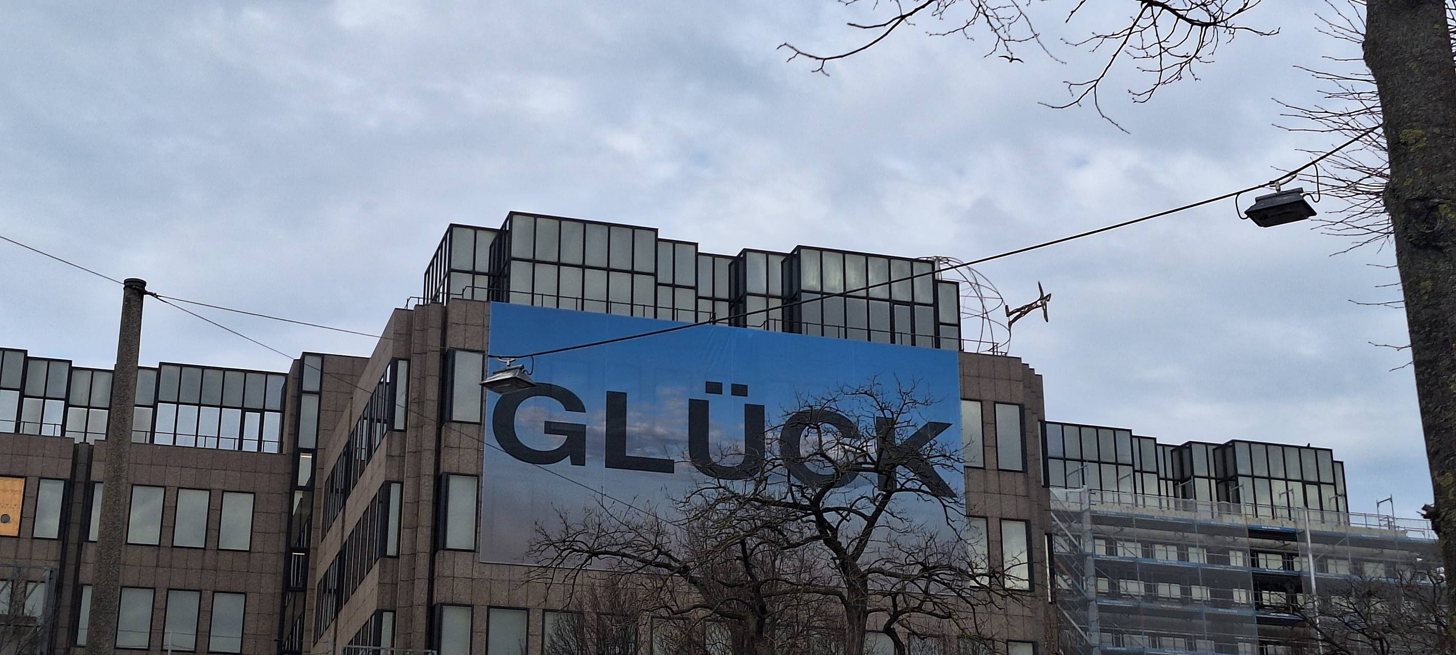 Neues Kunstwerk in Riehl zum Thema "Glück"