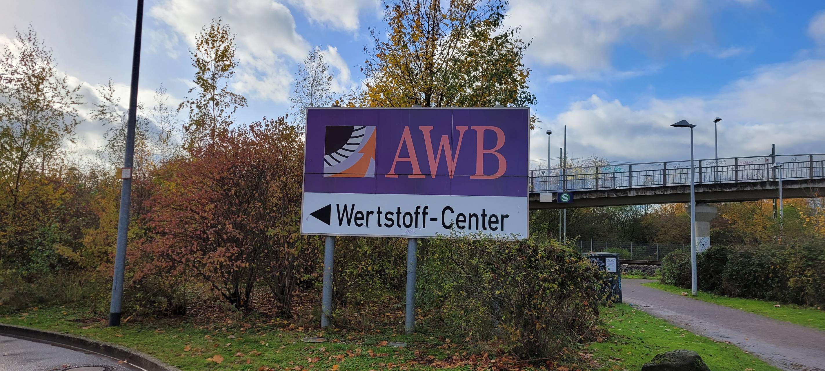 AWB setzt neue vollelektrische Abfallsauger in der City ein